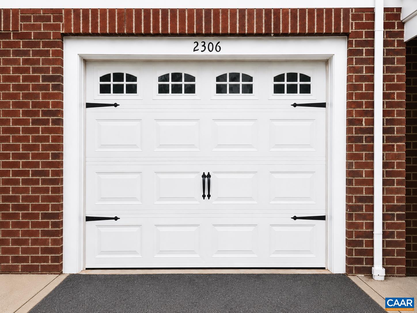2306 WHITTINGTON DR, CHARLOTTESVILLE, Virginia 22911, 3 Bedrooms Bedrooms, ,2 BathroomsBathrooms,Residential,2306 WHITTINGTON DR,679859 MLS # 679859