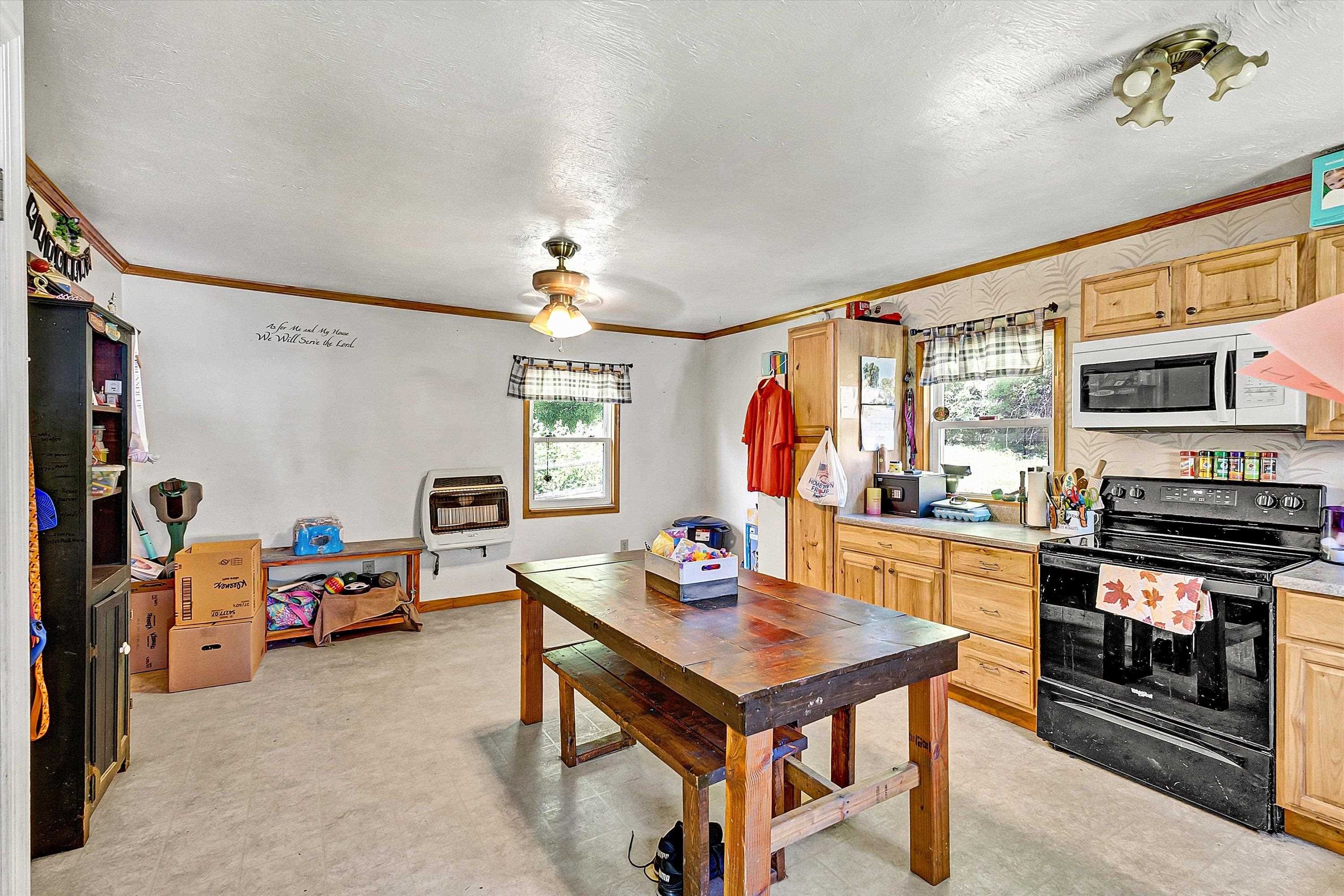 16287 INDIAN DRAFT RD, WILLIAMSVILLE, Virginia 24487, 2 Bedrooms Bedrooms, ,2 BathroomsBathrooms,Residential,16287 INDIAN DRAFT RD,679861 MLS # 679861 16287 INDIAN DRAFT RD, WILLIAMSVILLE, Virginia 24487, 2 Bedrooms Bedrooms, ,2 BathroomsBathrooms,Residential,16287 INDIAN DRAFT RD,679861 MLS # 679861