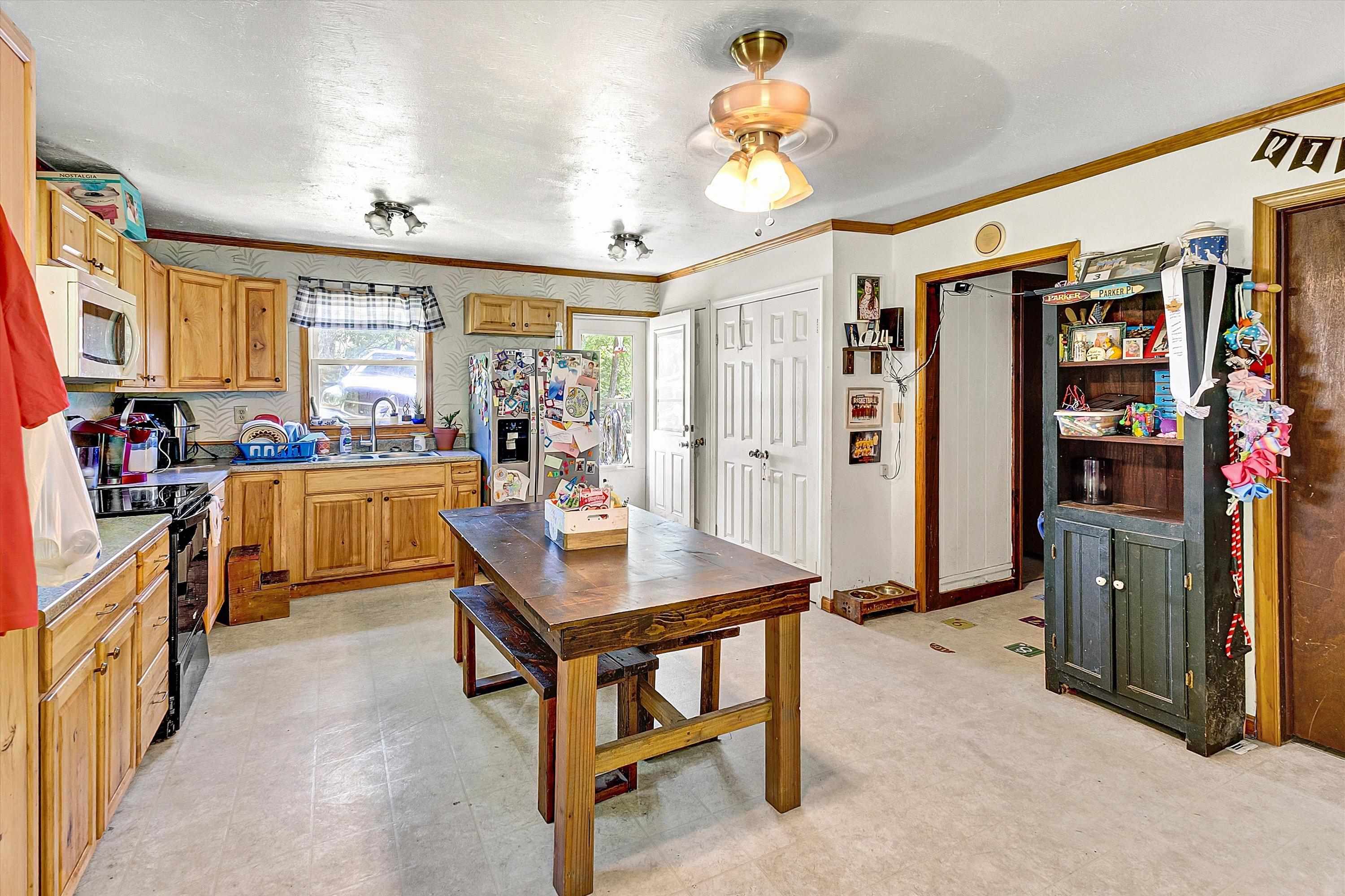 16287 INDIAN DRAFT RD, WILLIAMSVILLE, Virginia 24487, 2 Bedrooms Bedrooms, ,2 BathroomsBathrooms,Residential,16287 INDIAN DRAFT RD,679861 MLS # 679861 16287 INDIAN DRAFT RD, WILLIAMSVILLE, Virginia 24487, 2 Bedrooms Bedrooms, ,2 BathroomsBathrooms,Residential,16287 INDIAN DRAFT RD,679861 MLS # 679861
