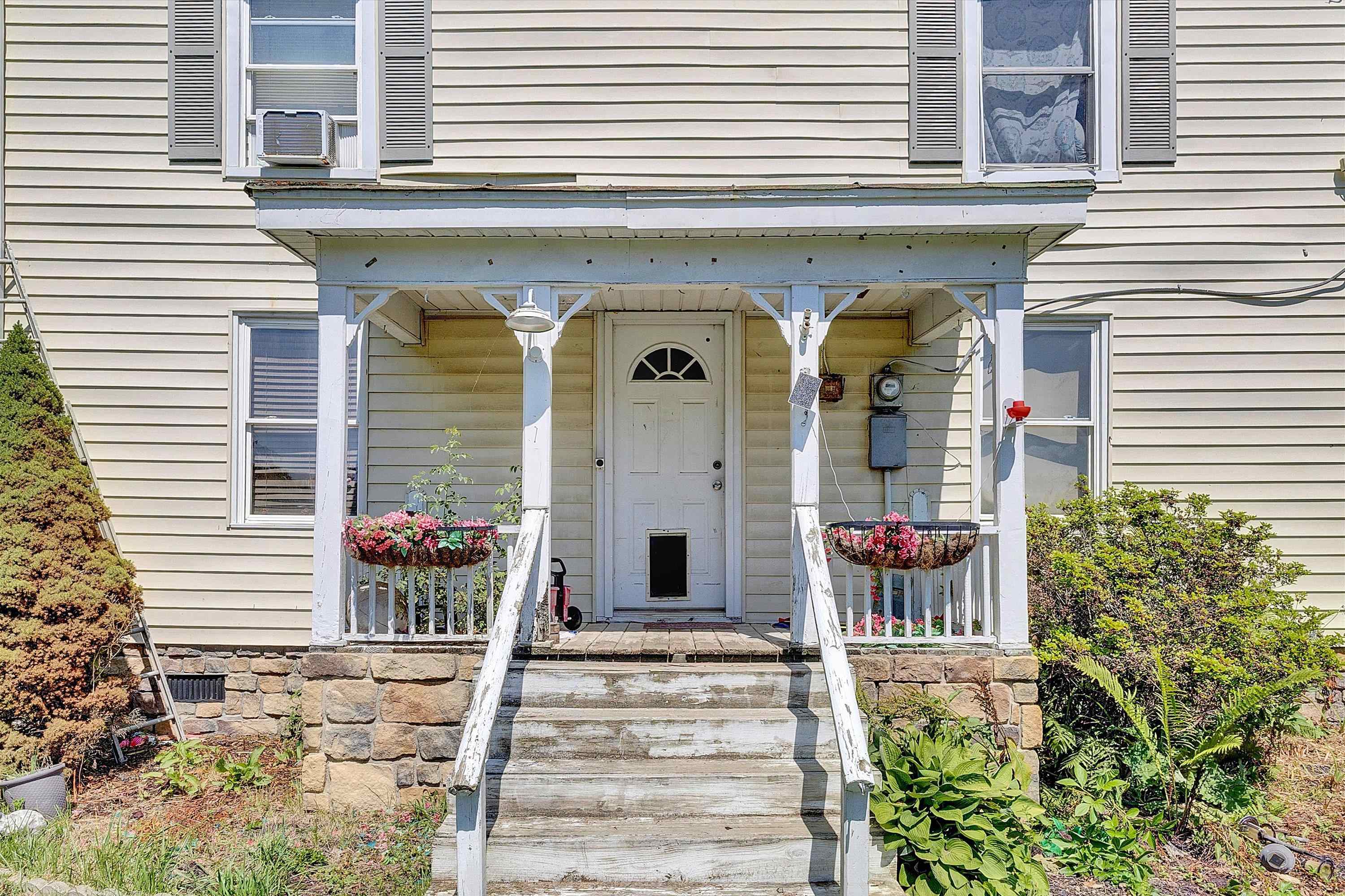 16287 INDIAN DRAFT RD, WILLIAMSVILLE, Virginia 24487, 2 Bedrooms Bedrooms, ,2 BathroomsBathrooms,Residential,16287 INDIAN DRAFT RD,679861 MLS # 679861 16287 INDIAN DRAFT RD, WILLIAMSVILLE, Virginia 24487, 2 Bedrooms Bedrooms, ,2 BathroomsBathrooms,Residential,16287 INDIAN DRAFT RD,679861 MLS # 679861