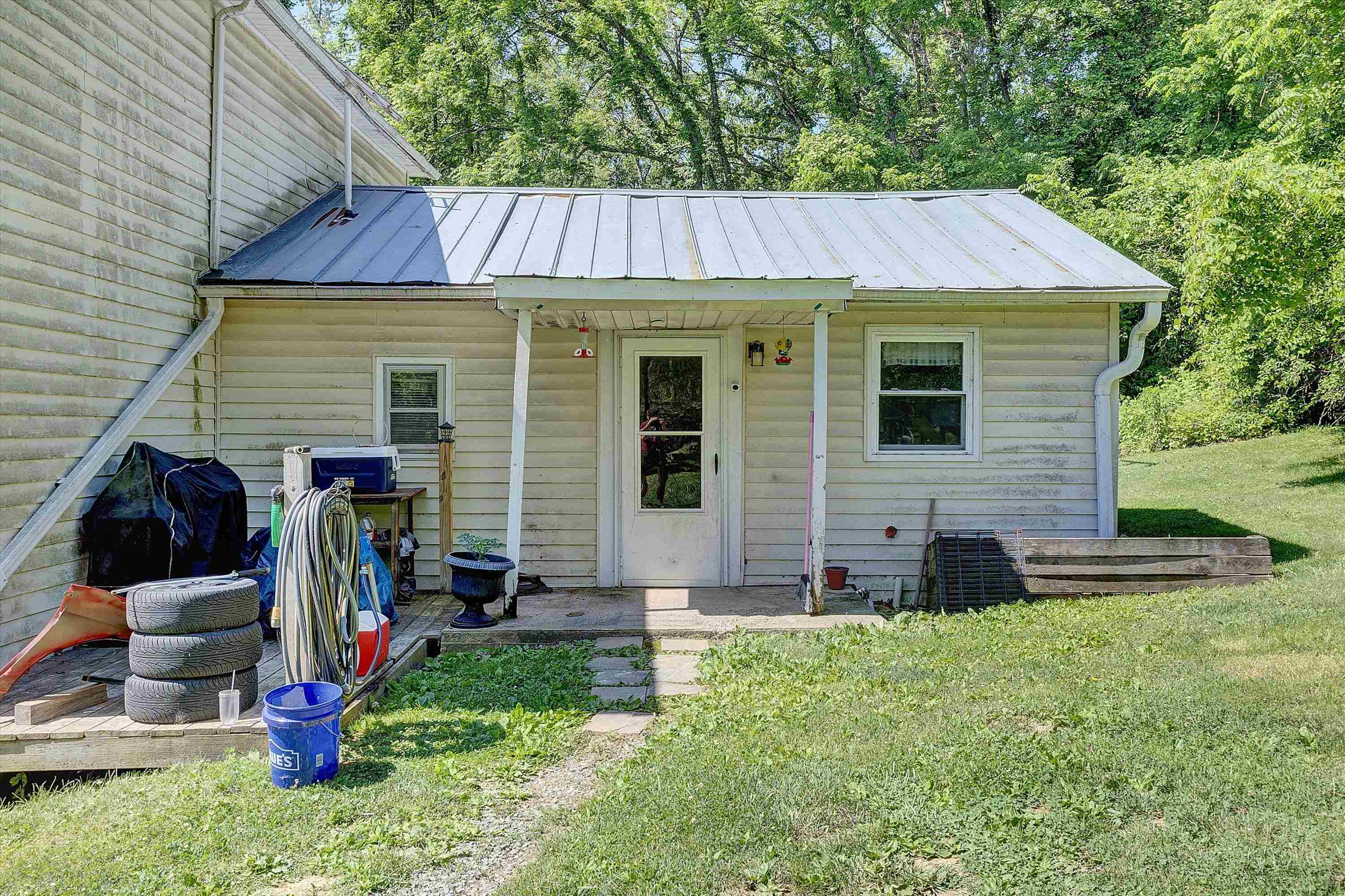 16287 INDIAN DRAFT RD, WILLIAMSVILLE, Virginia 24487, 2 Bedrooms Bedrooms, ,2 BathroomsBathrooms,Residential,16287 INDIAN DRAFT RD,679861 MLS # 679861 16287 INDIAN DRAFT RD, WILLIAMSVILLE, Virginia 24487, 2 Bedrooms Bedrooms, ,2 BathroomsBathrooms,Residential,16287 INDIAN DRAFT RD,679861 MLS # 679861