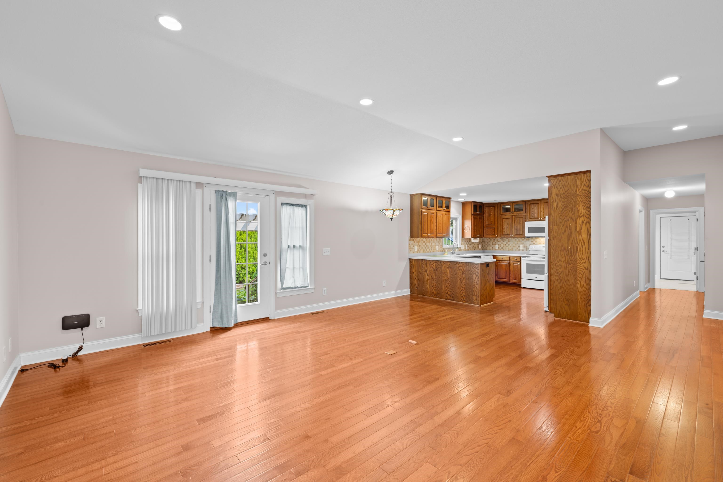 319 MELVIN CIR, BRIDGEWATER, Virginia 22812, 3 Bedrooms Bedrooms, ,2 BathroomsBathrooms,Residential,319 MELVIN CIR,679870 MLS # 679870 319 MELVIN CIR, BRIDGEWATER, Virginia 22812, 3 Bedrooms Bedrooms, ,2 BathroomsBathrooms,Residential,319 MELVIN CIR,679870 MLS # 679870