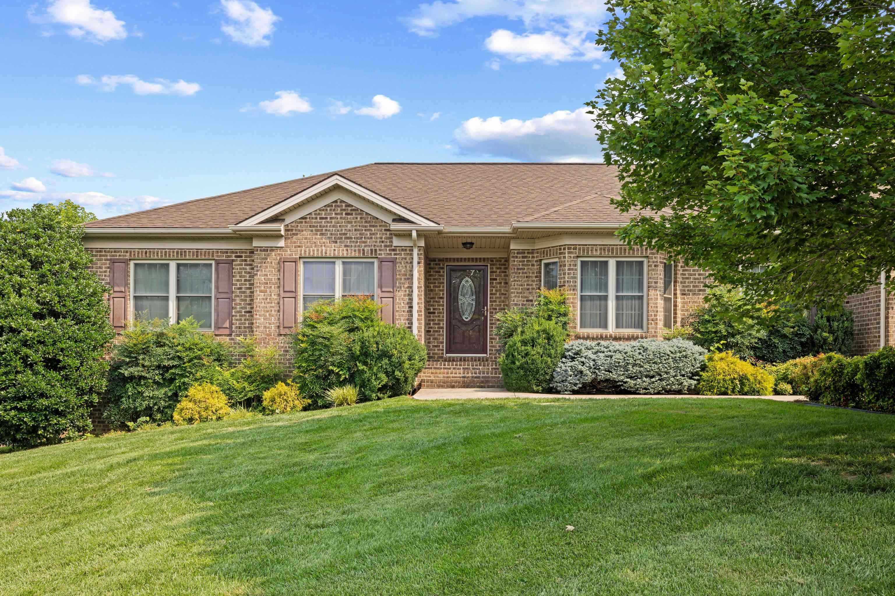 319 MELVIN CIR, BRIDGEWATER, Virginia 22812, 3 Bedrooms Bedrooms, ,2 BathroomsBathrooms,Residential,319 MELVIN CIR,679870 MLS # 679870 319 MELVIN CIR, BRIDGEWATER, Virginia 22812, 3 Bedrooms Bedrooms, ,2 BathroomsBathrooms,Residential,319 MELVIN CIR,679870 MLS # 679870