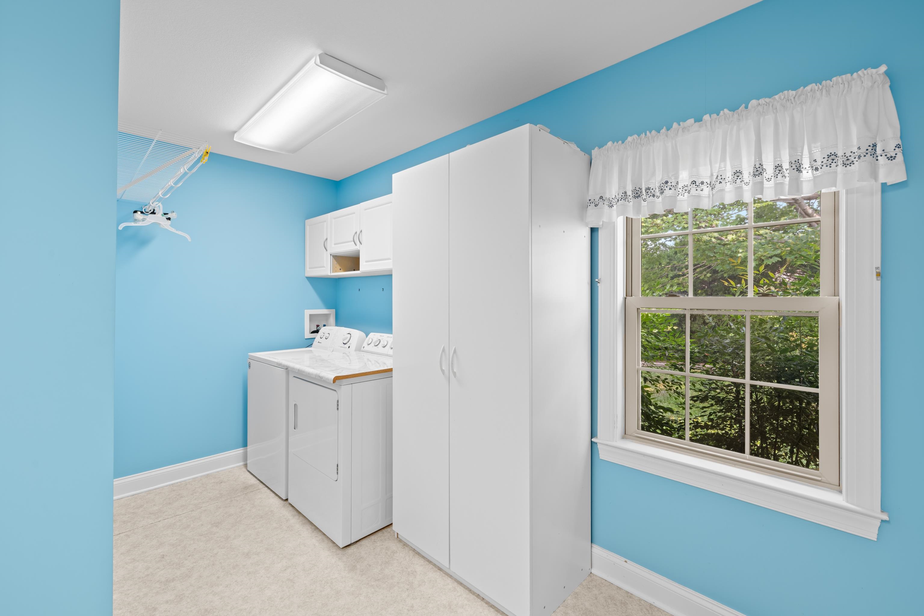 319 MELVIN CIR, BRIDGEWATER, Virginia 22812, 3 Bedrooms Bedrooms, ,2 BathroomsBathrooms,Residential,319 MELVIN CIR,679870 MLS # 679870 319 MELVIN CIR, BRIDGEWATER, Virginia 22812, 3 Bedrooms Bedrooms, ,2 BathroomsBathrooms,Residential,319 MELVIN CIR,679870 MLS # 679870