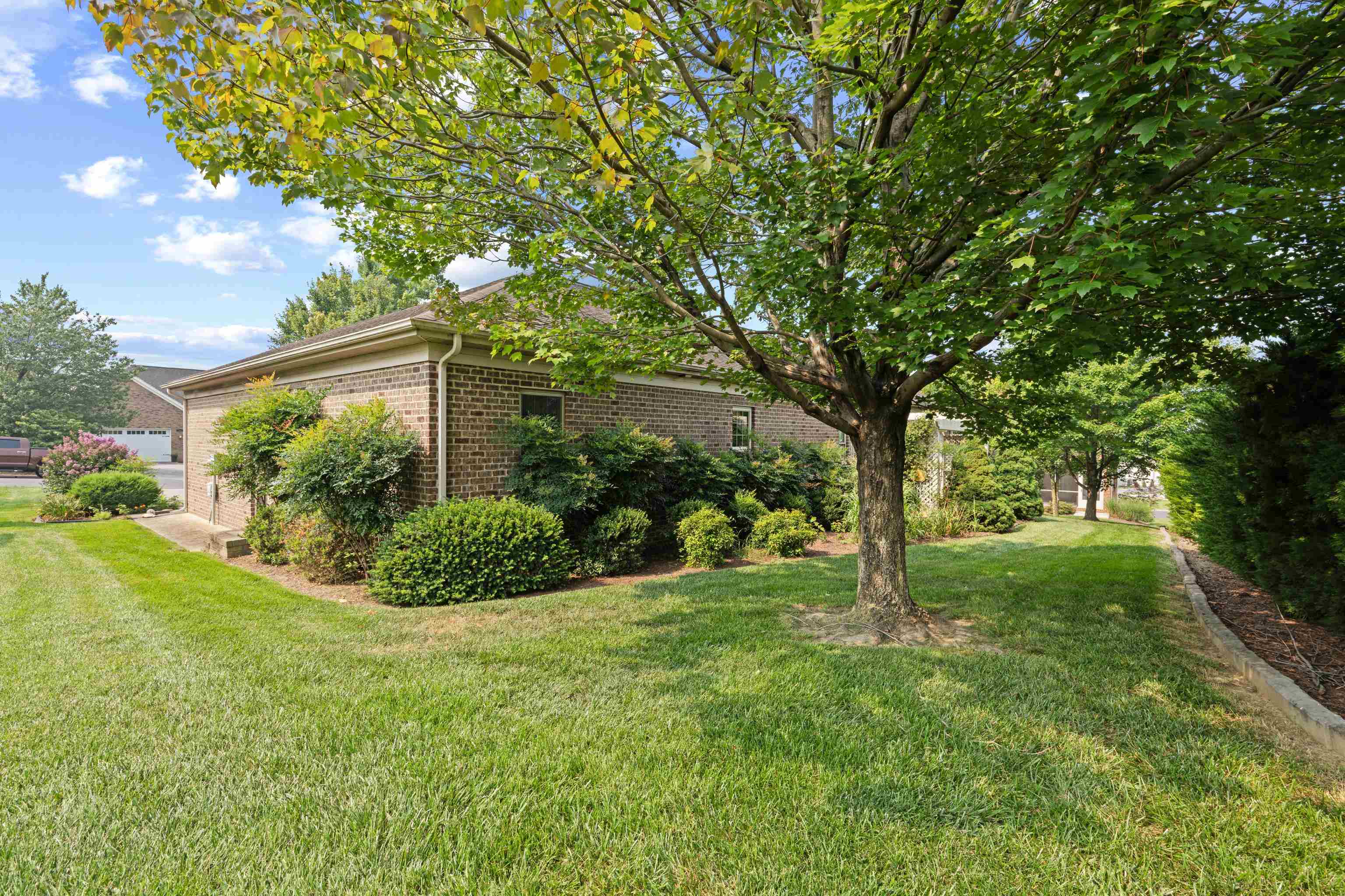319 MELVIN CIR, BRIDGEWATER, Virginia 22812, 3 Bedrooms Bedrooms, ,2 BathroomsBathrooms,Residential,319 MELVIN CIR,679870 MLS # 679870 319 MELVIN CIR, BRIDGEWATER, Virginia 22812, 3 Bedrooms Bedrooms, ,2 BathroomsBathrooms,Residential,319 MELVIN CIR,679870 MLS # 679870
