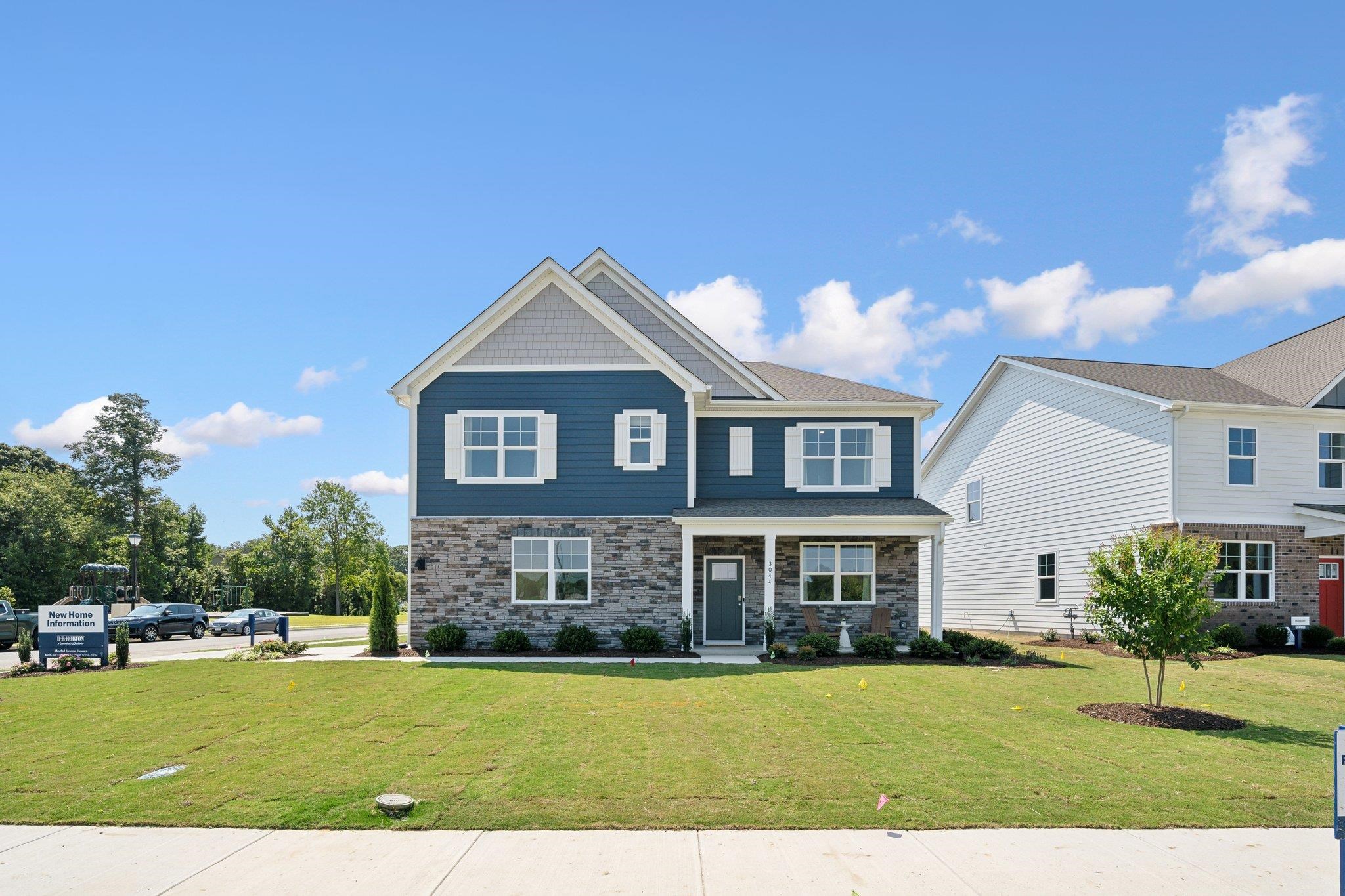 561 SUMMERCREST AVE, WAYNESBORO, Virginia 22980, 5 Bedrooms Bedrooms, ,3 BathroomsBathrooms,Residential,561 SUMMERCREST AVE,679873 MLS # 679873