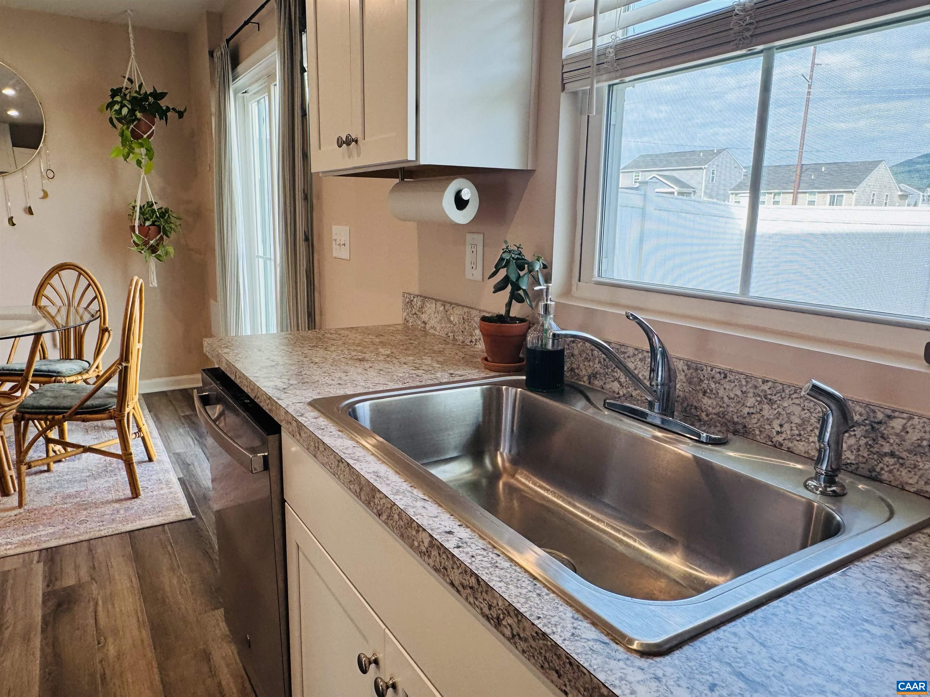 766 CARSON CIR, GROTTOES, Virginia 24441, 3 Bedrooms Bedrooms, ,2 BathroomsBathrooms,Residential,End unit townhome,766 CARSON CIR,679880 MLS # 679880