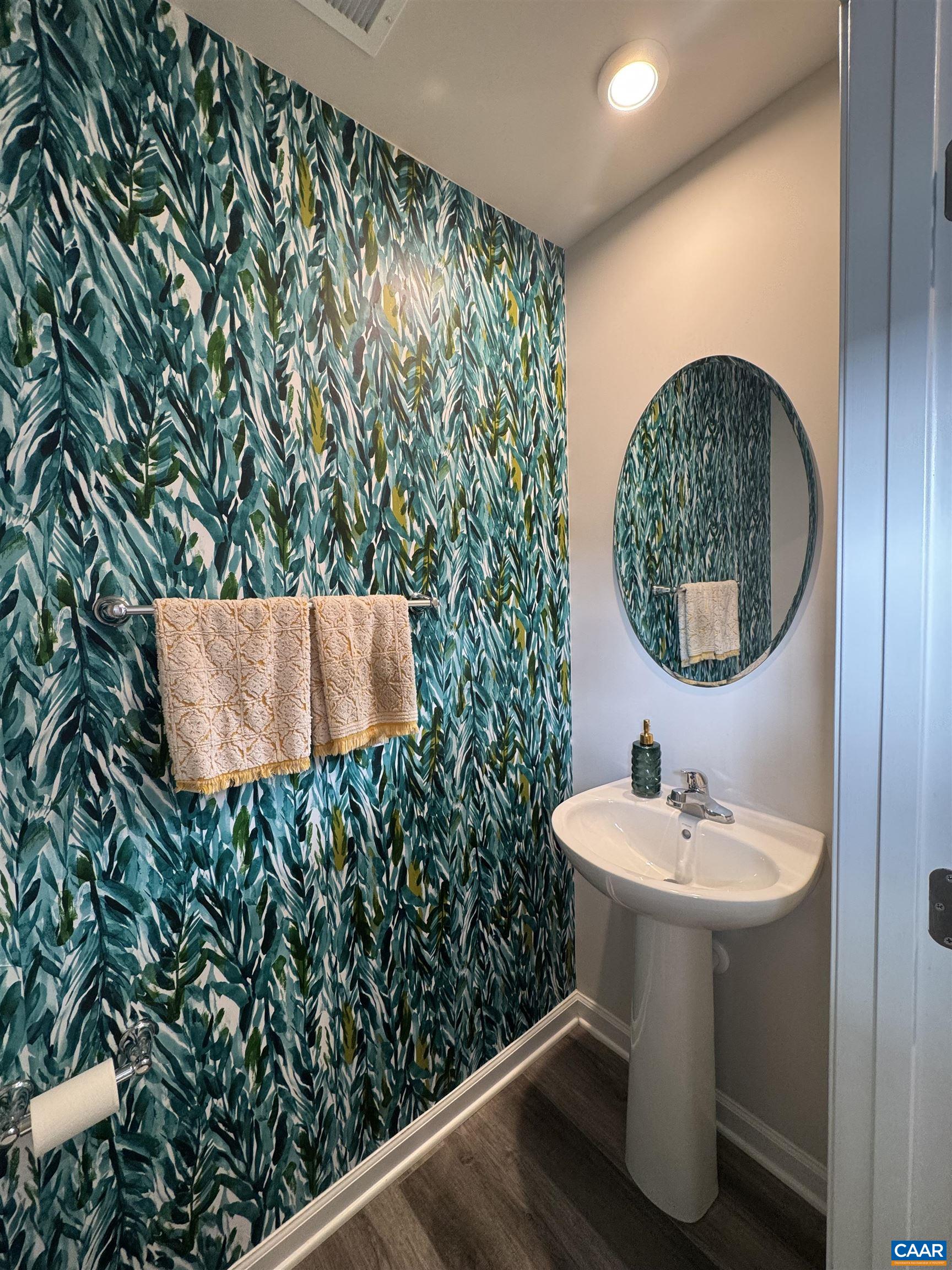 766 CARSON CIR, GROTTOES, Virginia 24441, 3 Bedrooms Bedrooms, ,2 BathroomsBathrooms,Residential,End unit townhome,766 CARSON CIR,679880 MLS # 679880