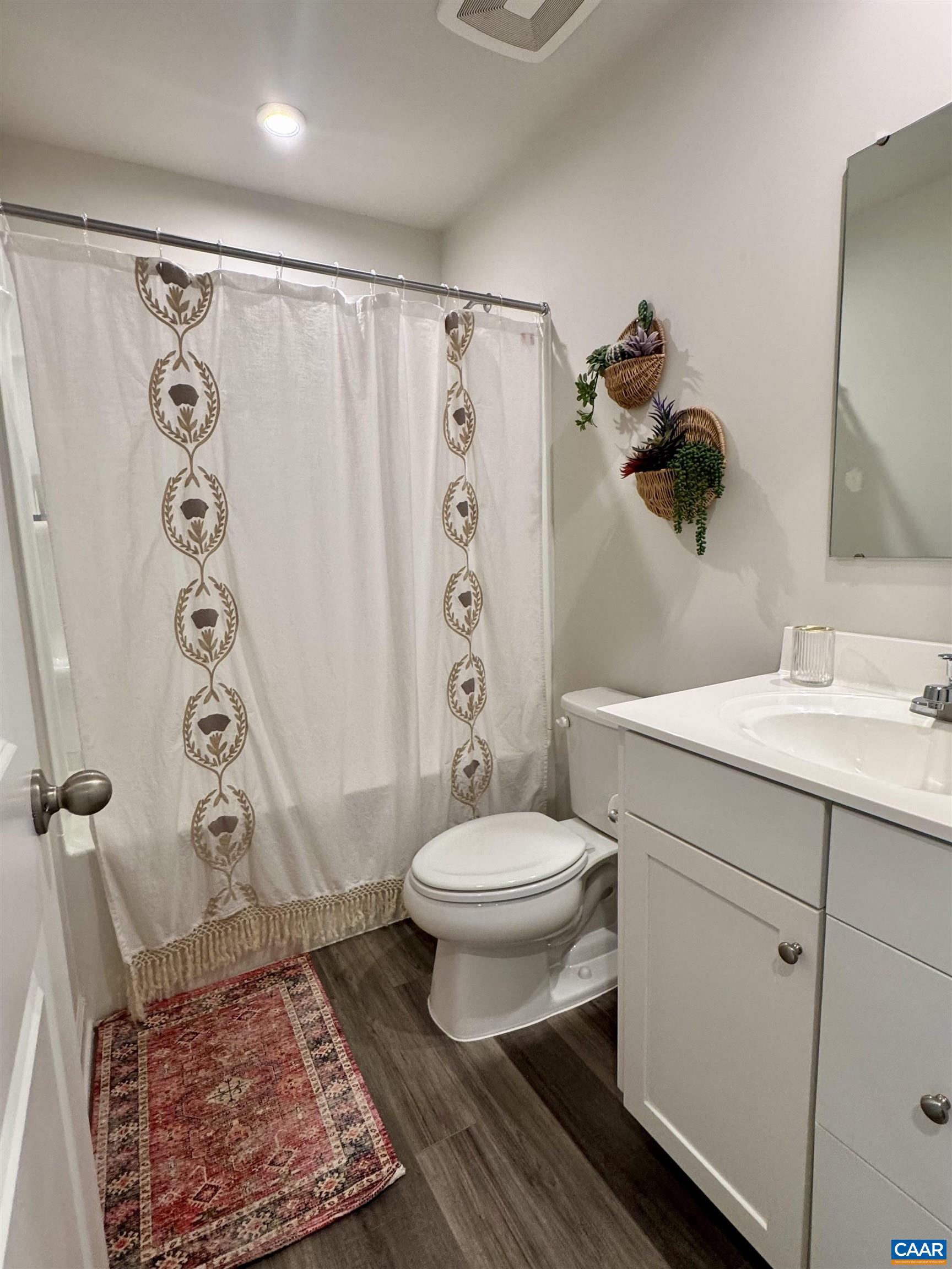 766 CARSON CIR, GROTTOES, Virginia 24441, 3 Bedrooms Bedrooms, ,2 BathroomsBathrooms,Residential,End unit townhome,766 CARSON CIR,679880 MLS # 679880