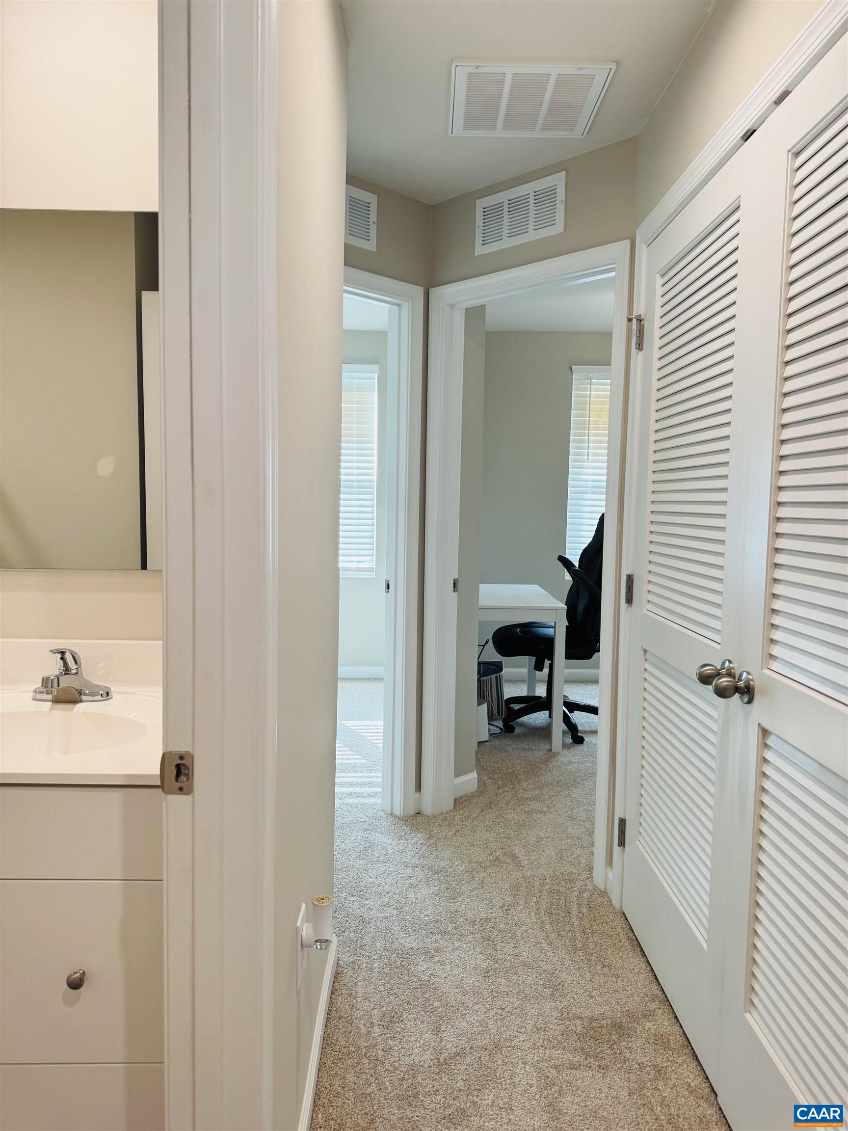 766 CARSON CIR, GROTTOES, Virginia 24441, 3 Bedrooms Bedrooms, ,2 BathroomsBathrooms,Residential,End unit townhome,766 CARSON CIR,679880 MLS # 679880