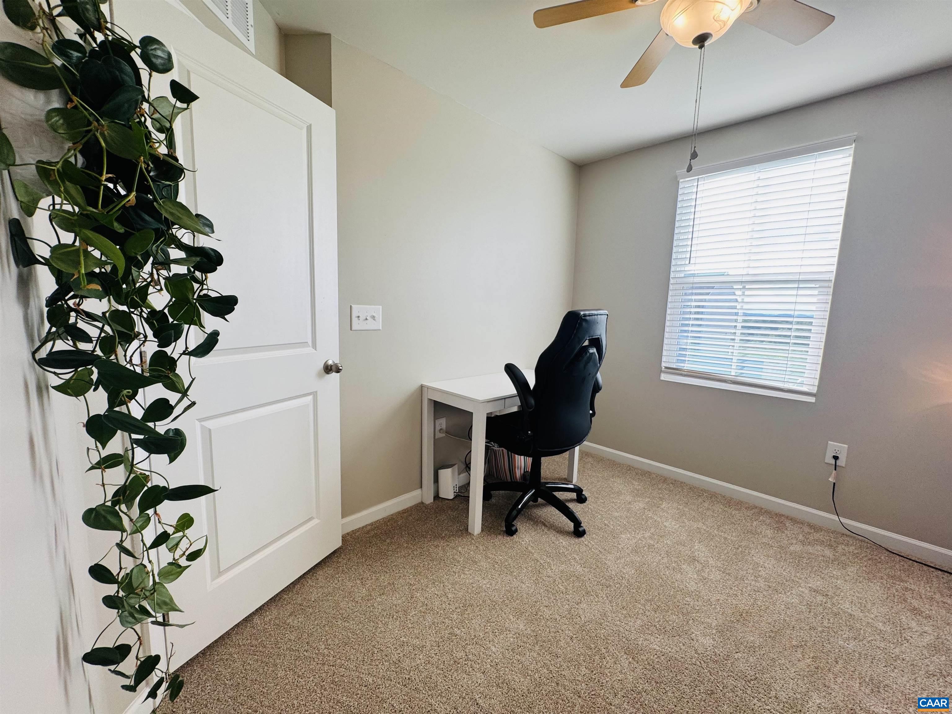 766 CARSON CIR, GROTTOES, Virginia 24441, 3 Bedrooms Bedrooms, ,2 BathroomsBathrooms,Residential,End unit townhome,766 CARSON CIR,679880 MLS # 679880