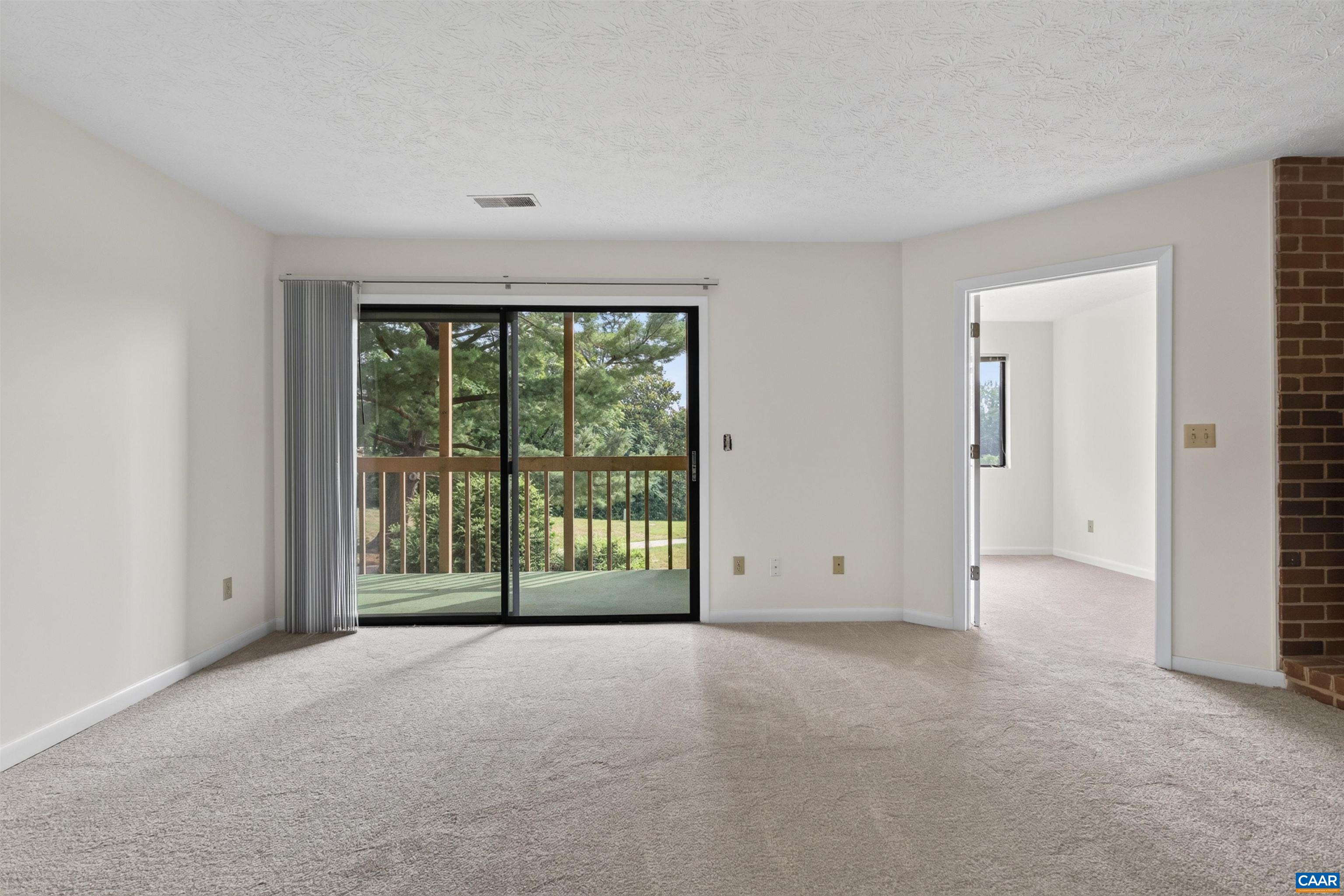 128 TURTLE CREEK RD, CHARLOTTESVILLE, Virginia 22901, 2 Bedrooms Bedrooms, ,2 BathroomsBathrooms,Residential,128 TURTLE CREEK RD,679881 MLS # 679881
