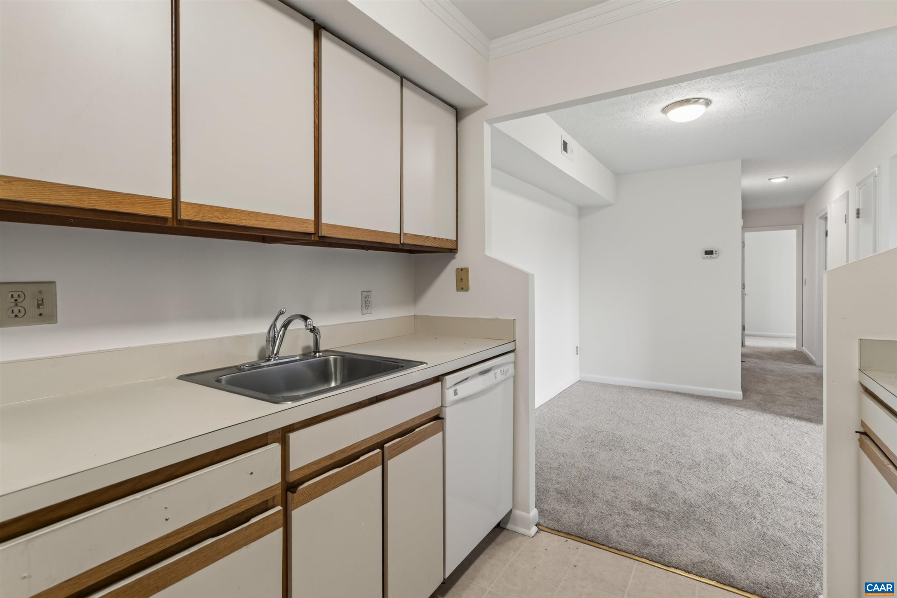 128 TURTLE CREEK RD, CHARLOTTESVILLE, Virginia 22901, 2 Bedrooms Bedrooms, ,2 BathroomsBathrooms,Residential,128 TURTLE CREEK RD,679881 MLS # 679881