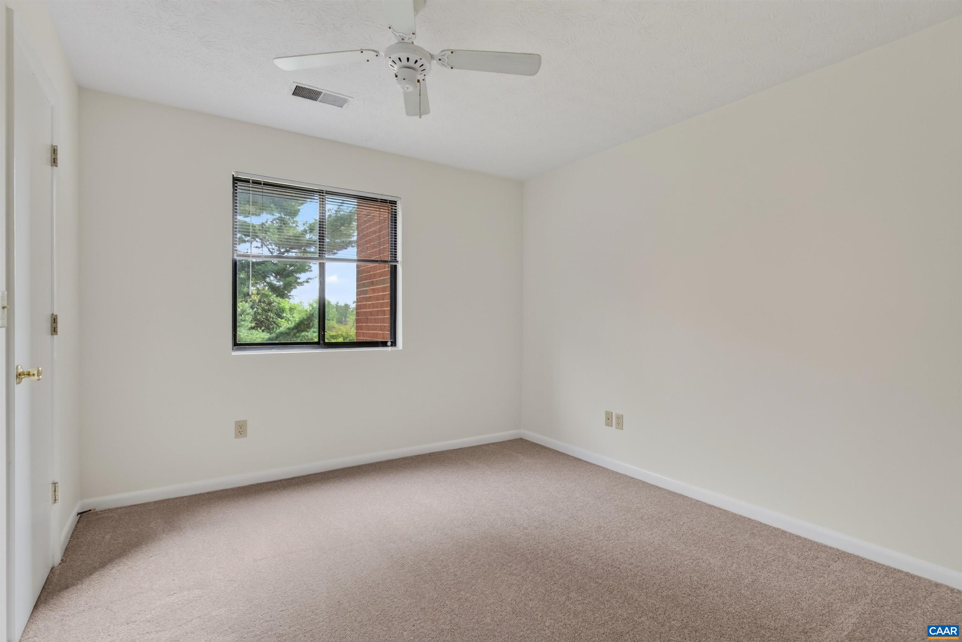 128 TURTLE CREEK RD, CHARLOTTESVILLE, Virginia 22901, 2 Bedrooms Bedrooms, ,2 BathroomsBathrooms,Residential,128 TURTLE CREEK RD,679881 MLS # 679881
