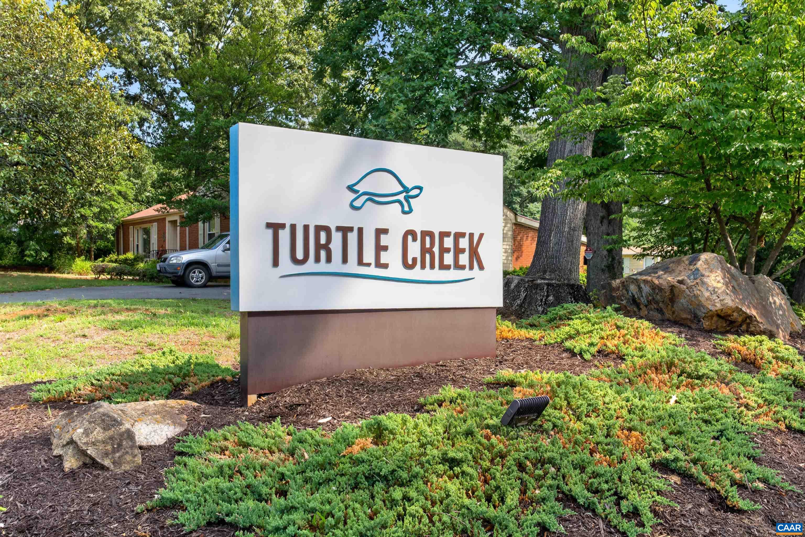 128 TURTLE CREEK RD, CHARLOTTESVILLE, Virginia 22901, 2 Bedrooms Bedrooms, ,2 BathroomsBathrooms,Residential,128 TURTLE CREEK RD,679881 MLS # 679881