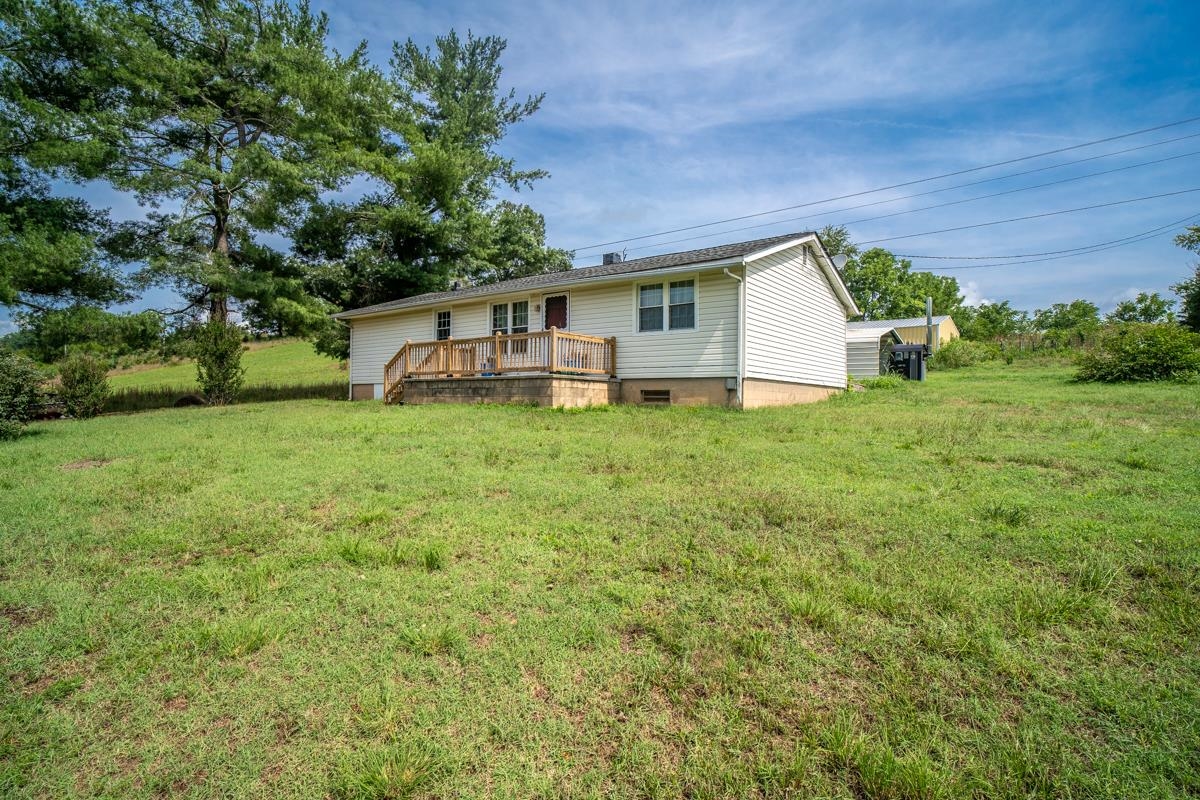 11261 NORWOOD RD, WINGINA, Virginia 24599, 3 Bedrooms Bedrooms, ,1 BathroomBathrooms,Residential,11261 NORWOOD RD,679883 MLS # 679883 11261 NORWOOD RD, WINGINA, Virginia 24599, 3 Bedrooms Bedrooms, ,1 BathroomBathrooms,Residential,11261 NORWOOD RD,679883 MLS # 679883