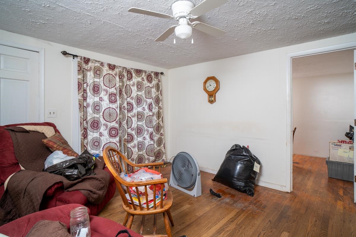 11261 NORWOOD RD, WINGINA, Virginia 24599, 3 Bedrooms Bedrooms, ,1 BathroomBathrooms,Residential,11261 NORWOOD RD,679883 MLS # 679883 11261 NORWOOD RD, WINGINA, Virginia 24599, 3 Bedrooms Bedrooms, ,1 BathroomBathrooms,Residential,11261 NORWOOD RD,679883 MLS # 679883
