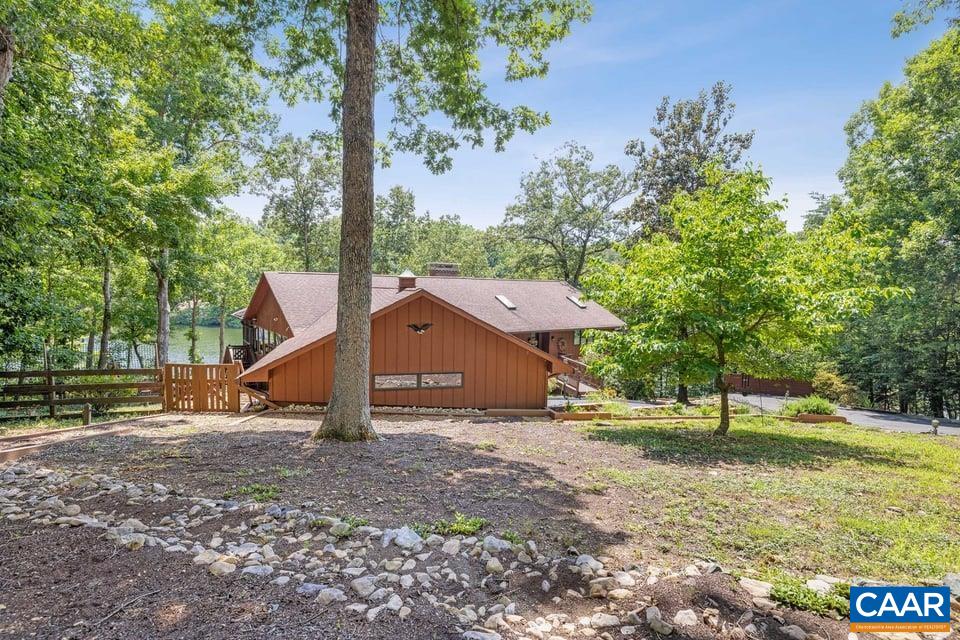 21 CLARK CT, PALMYRA, Virginia 22963, 3 Bedrooms Bedrooms, ,2 BathroomsBathrooms,Residential,21 CLARK CT,679727 MLS # 679727 21 CLARK CT, PALMYRA, Virginia 22963, 3 Bedrooms Bedrooms, ,2 BathroomsBathrooms,Residential,21 CLARK CT,679727 MLS # 679727