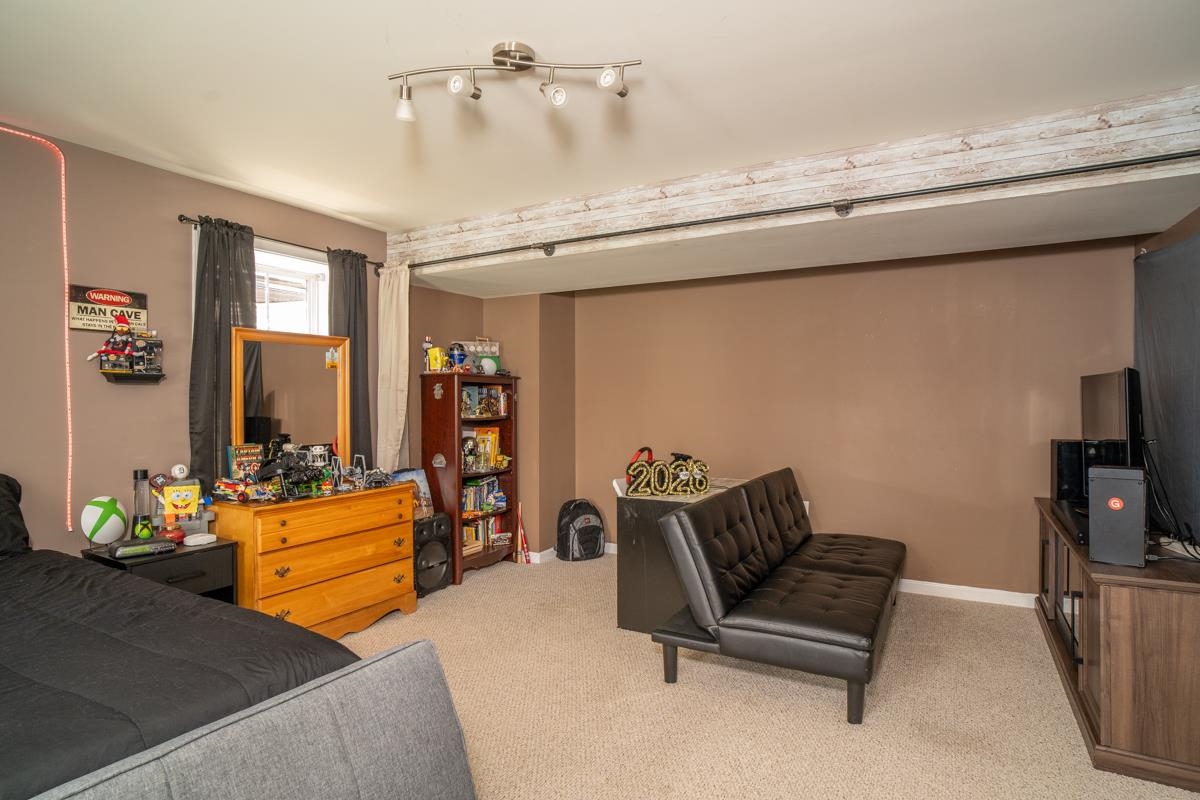 209 BUCHANAN DR, BROADWAY, Virginia 22815, 5 Bedrooms Bedrooms, ,3 BathroomsBathrooms,Residential,209 Buchanan Drive, Broadway, VA 22815,209 BUCHANAN DR,679887 MLS # 679887