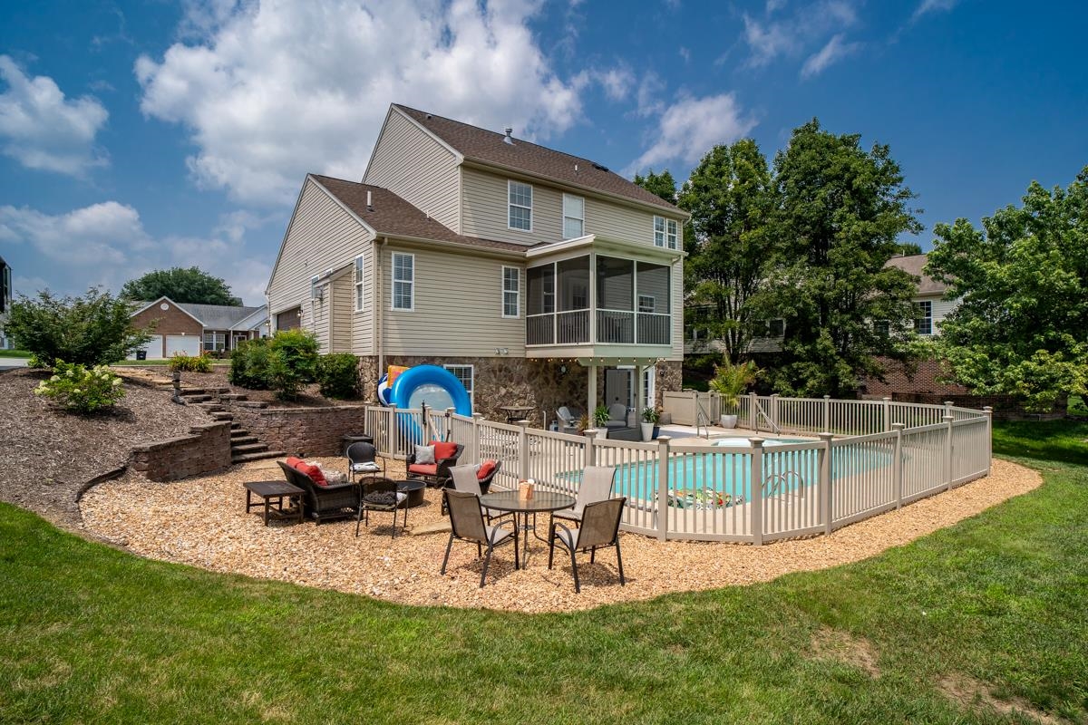 209 BUCHANAN DR, BROADWAY, Virginia 22815, 5 Bedrooms Bedrooms, ,3 BathroomsBathrooms,Residential,209 Buchanan Drive, Broadway, VA 22815,209 BUCHANAN DR,679887 MLS # 679887