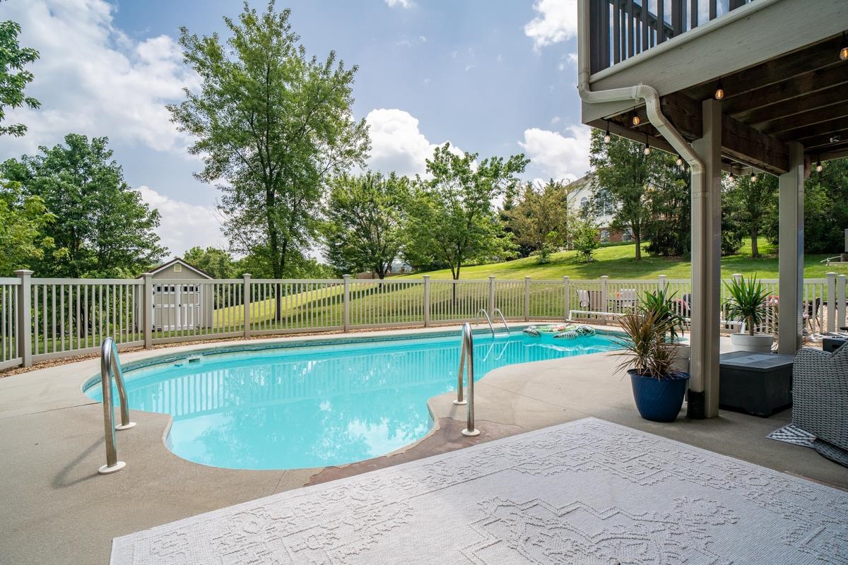209 BUCHANAN DR, BROADWAY, Virginia 22815, 5 Bedrooms Bedrooms, ,3 BathroomsBathrooms,Residential,209 Buchanan Drive, Broadway, VA 22815,209 BUCHANAN DR,679887 MLS # 679887