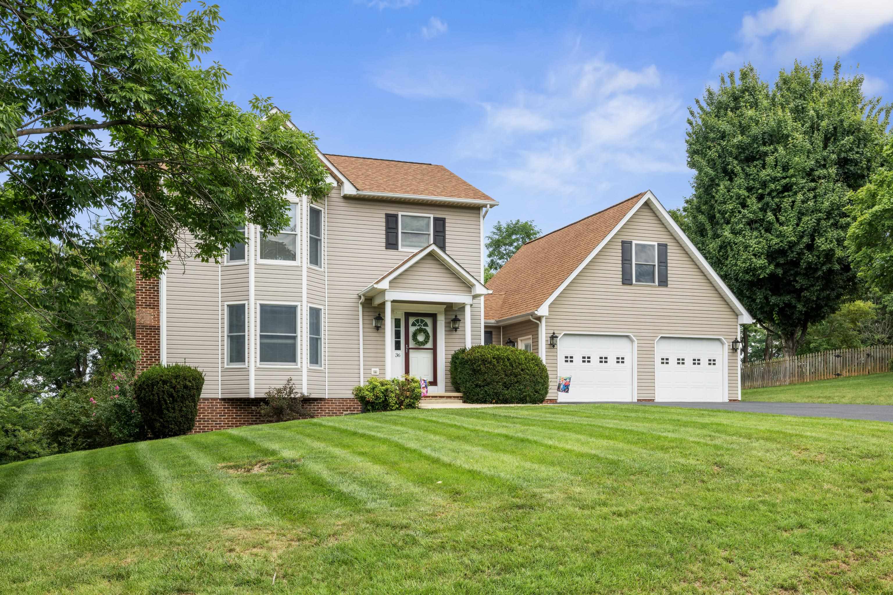 36 PAMBROOK DR, FISHERSVILLE, Virginia 22939, 3 Bedrooms Bedrooms, ,2 BathroomsBathrooms,Residential,36 PAMBROOK DR,679888 MLS # 679888