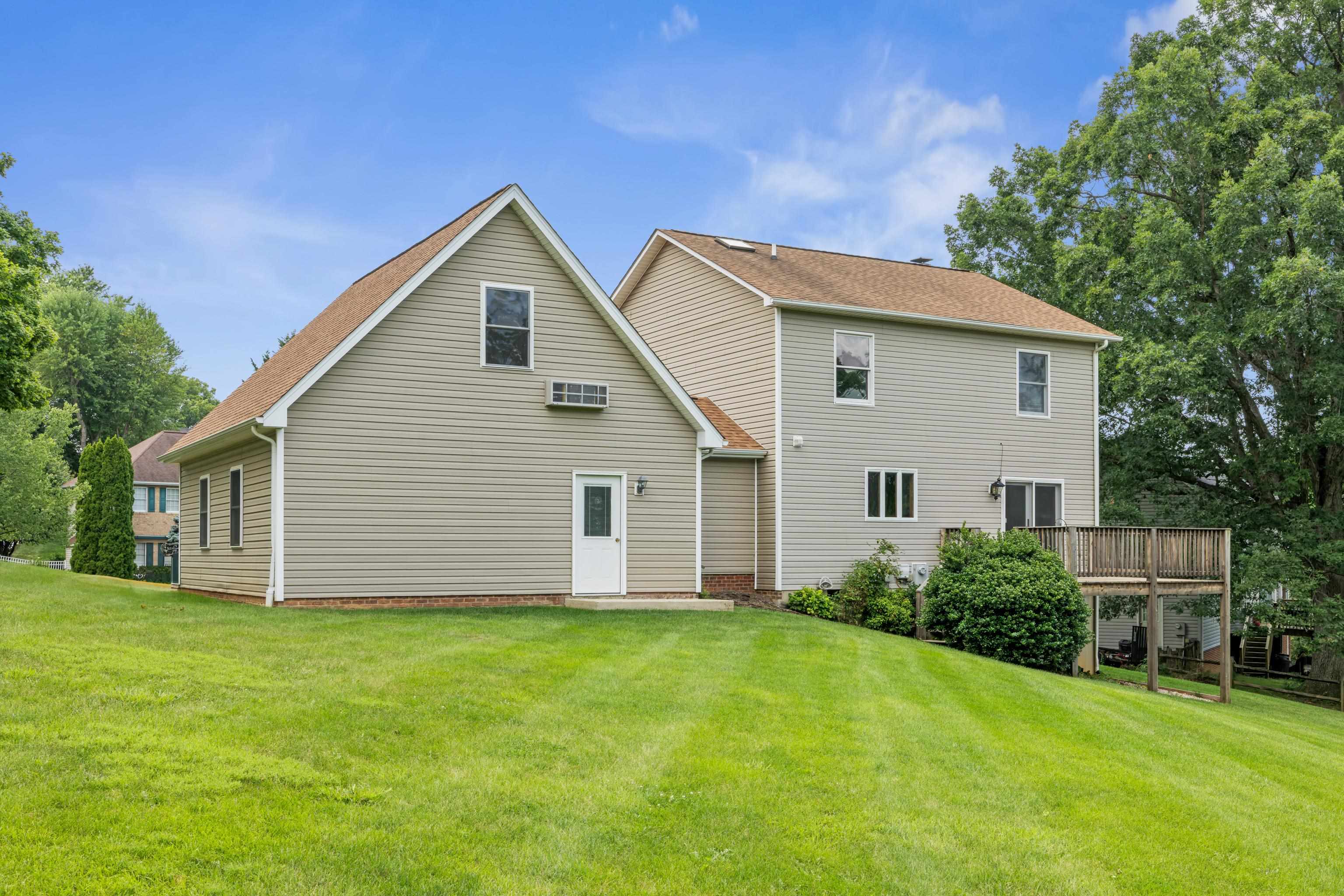 36 PAMBROOK DR, FISHERSVILLE, Virginia 22939, 3 Bedrooms Bedrooms, ,2 BathroomsBathrooms,Residential,36 PAMBROOK DR,679888 MLS # 679888