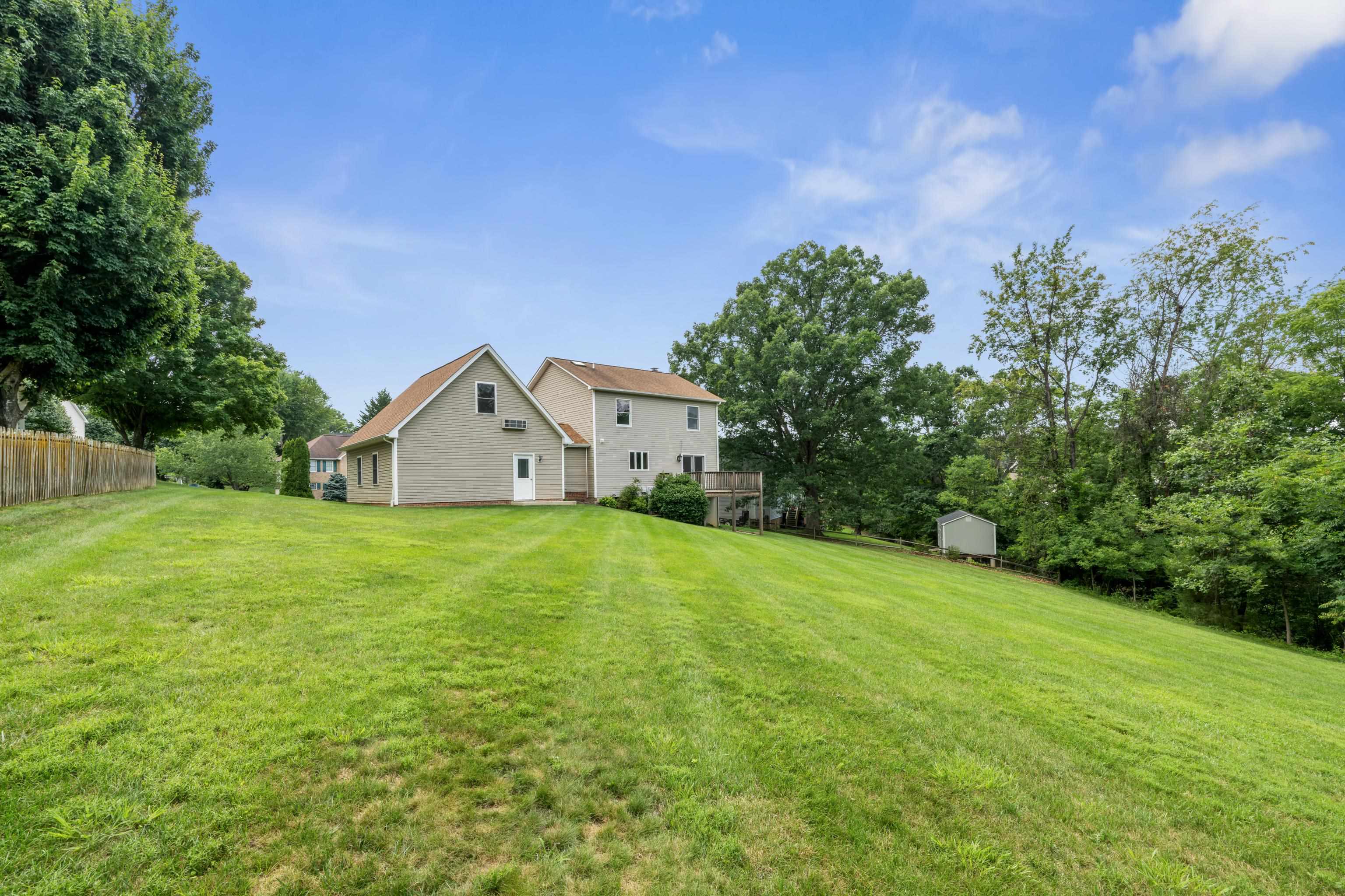 36 PAMBROOK DR, FISHERSVILLE, Virginia 22939, 3 Bedrooms Bedrooms, ,2 BathroomsBathrooms,Residential,36 PAMBROOK DR,679888 MLS # 679888
