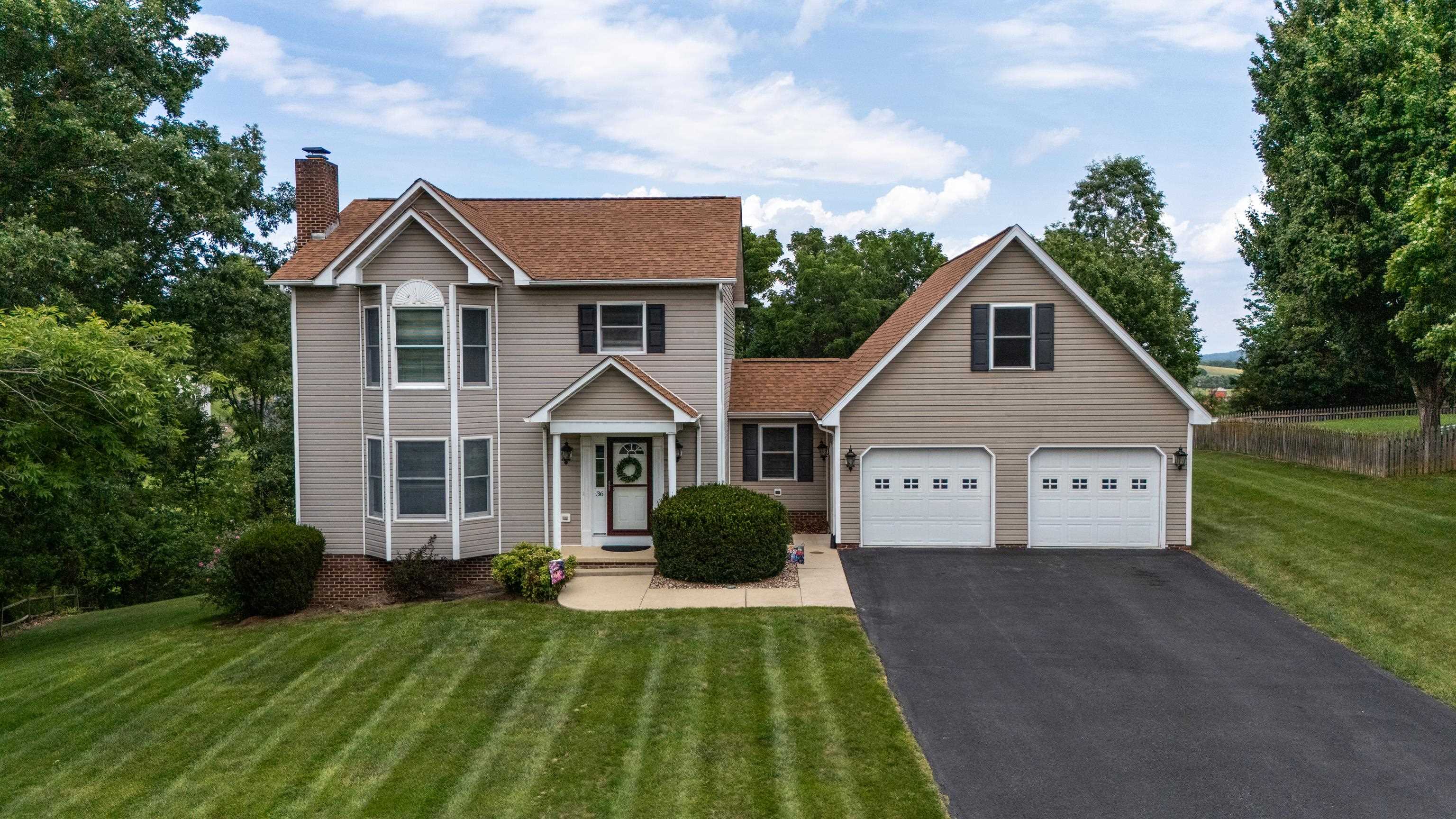 36 PAMBROOK DR, FISHERSVILLE, Virginia 22939, 3 Bedrooms Bedrooms, ,2 BathroomsBathrooms,Residential,36 PAMBROOK DR,679888 MLS # 679888