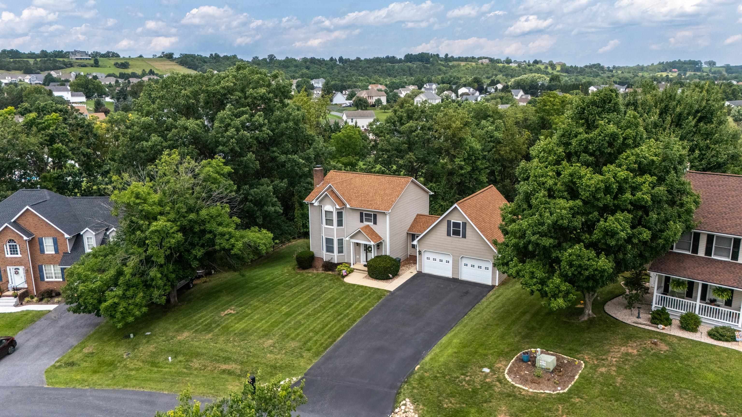 36 PAMBROOK DR, FISHERSVILLE, Virginia 22939, 3 Bedrooms Bedrooms, ,2 BathroomsBathrooms,Residential,36 PAMBROOK DR,679888 MLS # 679888