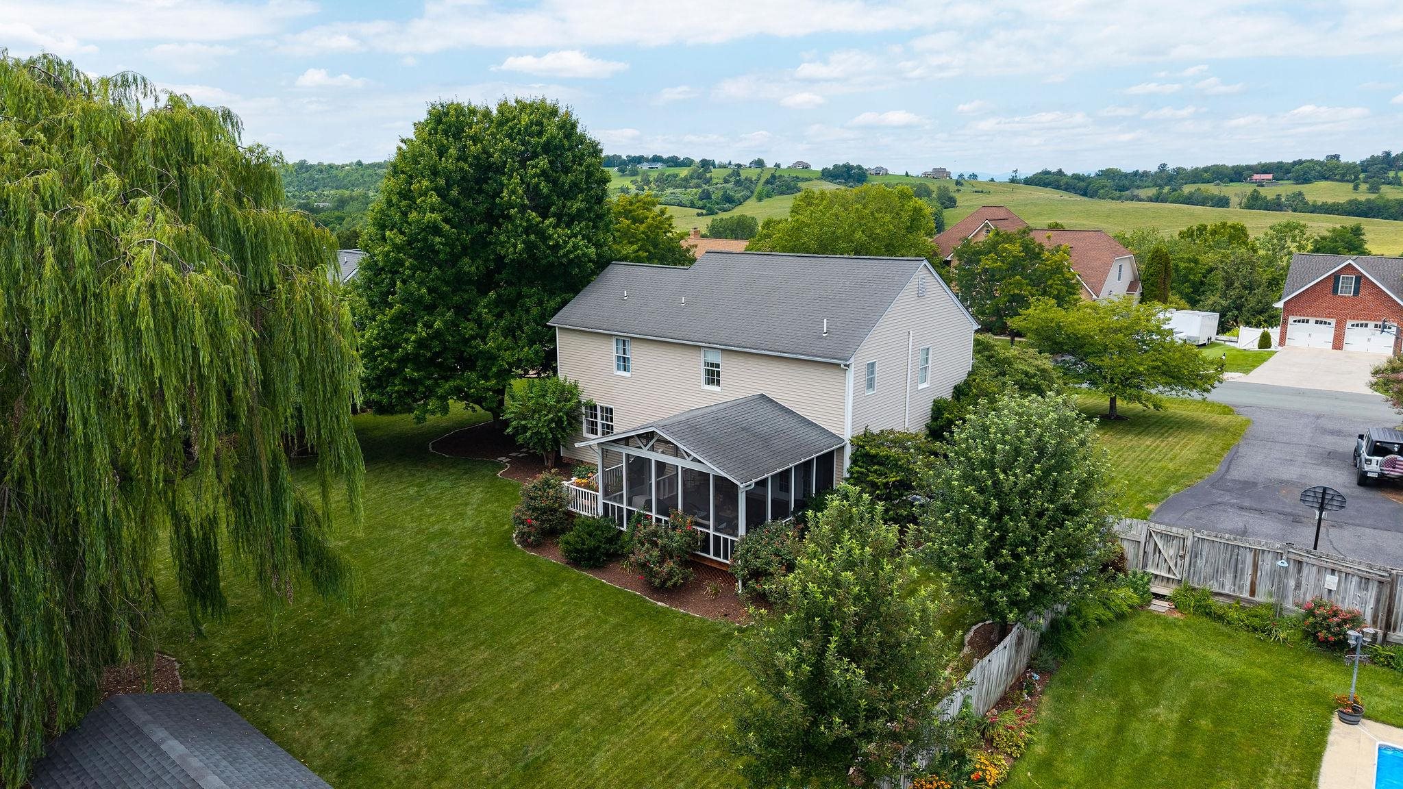 69 EMERALD HILL DR, FISHERSVILLE, Virginia 22939, 4 Bedrooms Bedrooms, ,2 BathroomsBathrooms,Residential,69 EMERALD HILL DR,679890 MLS # 679890 69 EMERALD HILL DR, FISHERSVILLE, Virginia 22939, 4 Bedrooms Bedrooms, ,2 BathroomsBathrooms,Residential,69 EMERALD HILL DR,679890 MLS # 679890