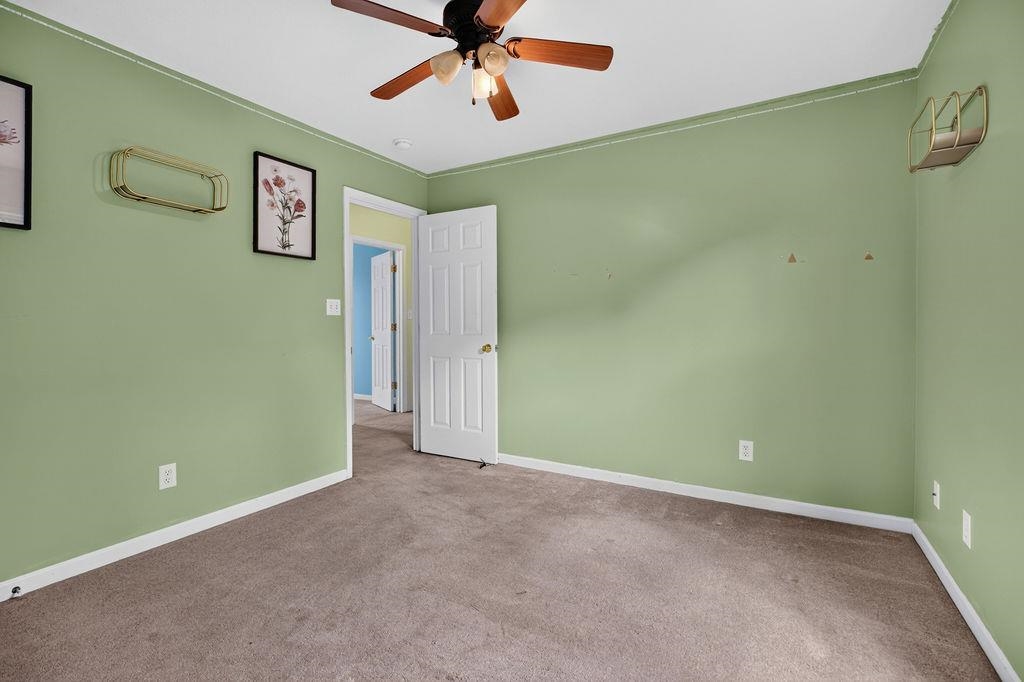 7 LITTLE JOHN CT, WAYNESBORO, Virginia 22980, 4 Bedrooms Bedrooms, ,2 BathroomsBathrooms,Residential,7 LITTLE JOHN CT,679891 MLS # 679891
