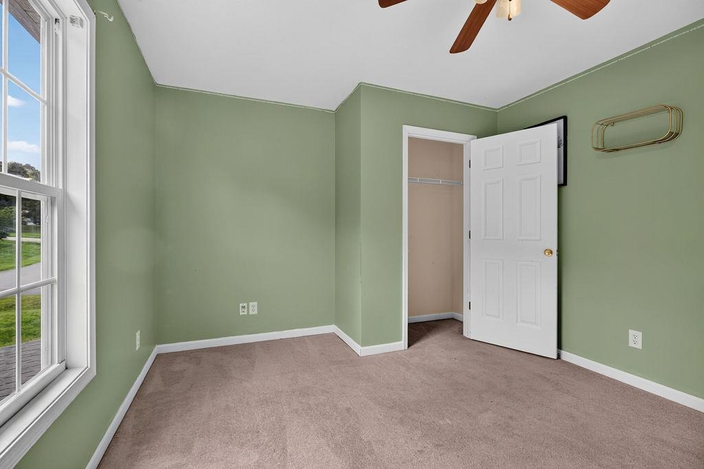 7 LITTLE JOHN CT, WAYNESBORO, Virginia 22980, 4 Bedrooms Bedrooms, ,2 BathroomsBathrooms,Residential,7 LITTLE JOHN CT,679891 MLS # 679891