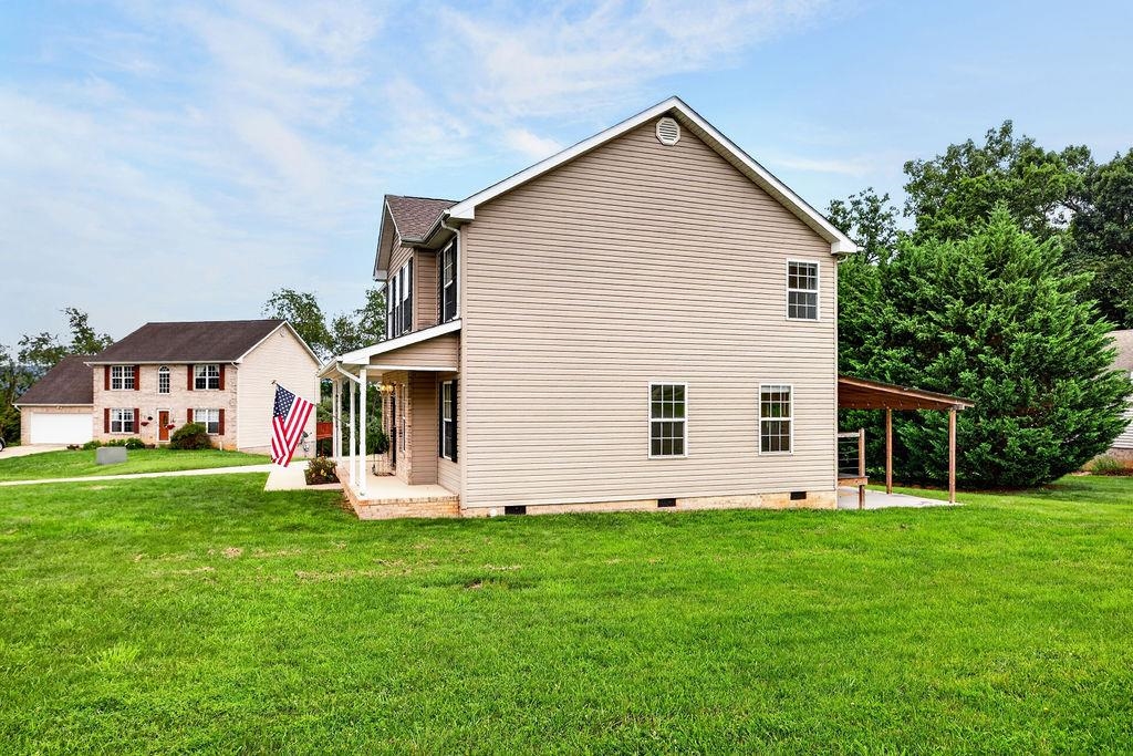 7 LITTLE JOHN CT, WAYNESBORO, Virginia 22980, 4 Bedrooms Bedrooms, ,2 BathroomsBathrooms,Residential,7 LITTLE JOHN CT,679891 MLS # 679891