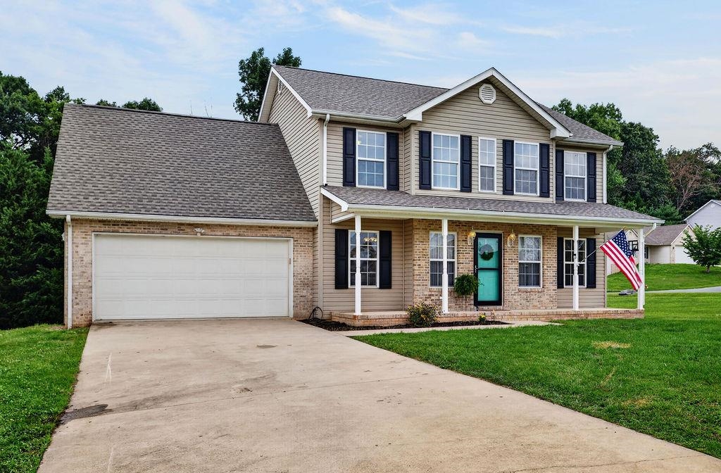 7 LITTLE JOHN CT, WAYNESBORO, Virginia 22980, 4 Bedrooms Bedrooms, ,2 BathroomsBathrooms,Residential,7 LITTLE JOHN CT,679891 MLS # 679891