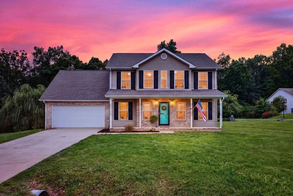 7 LITTLE JOHN CT, WAYNESBORO, Virginia 22980, 4 Bedrooms Bedrooms, ,2 BathroomsBathrooms,Residential,7 LITTLE JOHN CT,679891 MLS # 679891