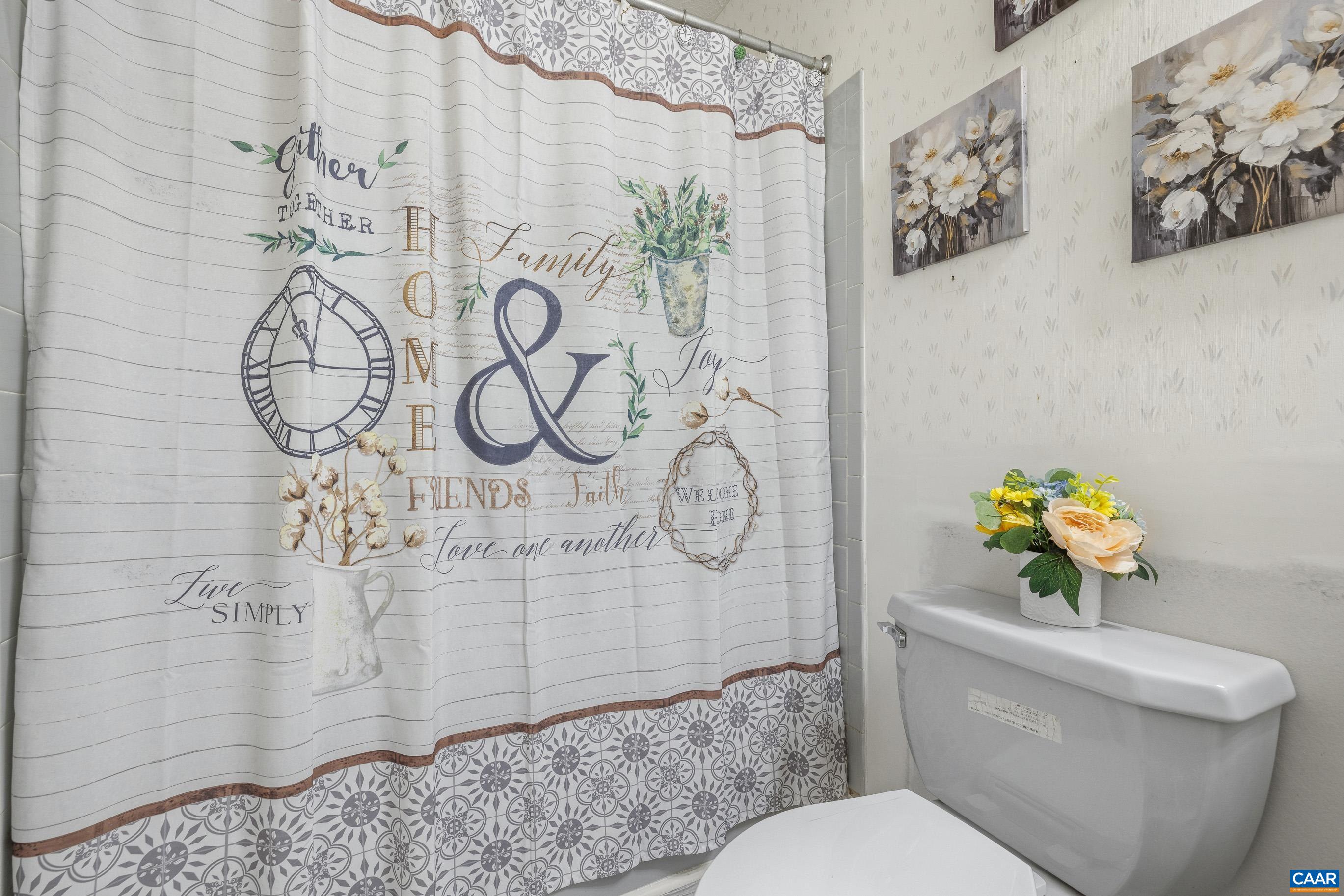 5705 LOUISA RD, KESWICK, Virginia 22947, 4 Bedrooms Bedrooms, ,3 BathroomsBathrooms,Residential,5705 LOUISA RD,679893 MLS # 679893 5705 LOUISA RD, KESWICK, Virginia 22947, 4 Bedrooms Bedrooms, ,3 BathroomsBathrooms,Residential,5705 LOUISA RD,679893 MLS # 679893