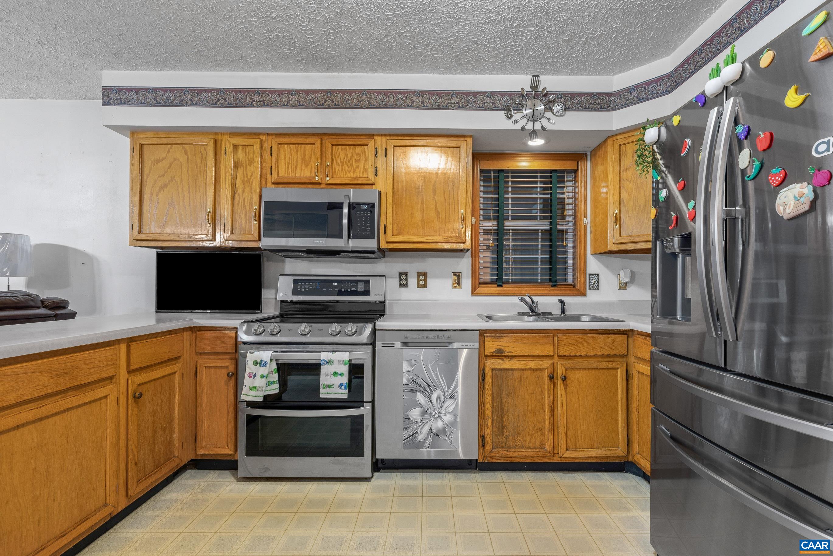 5705 LOUISA RD, KESWICK, Virginia 22947, 4 Bedrooms Bedrooms, ,3 BathroomsBathrooms,Residential,5705 LOUISA RD,679893 MLS # 679893 5705 LOUISA RD, KESWICK, Virginia 22947, 4 Bedrooms Bedrooms, ,3 BathroomsBathrooms,Residential,5705 LOUISA RD,679893 MLS # 679893