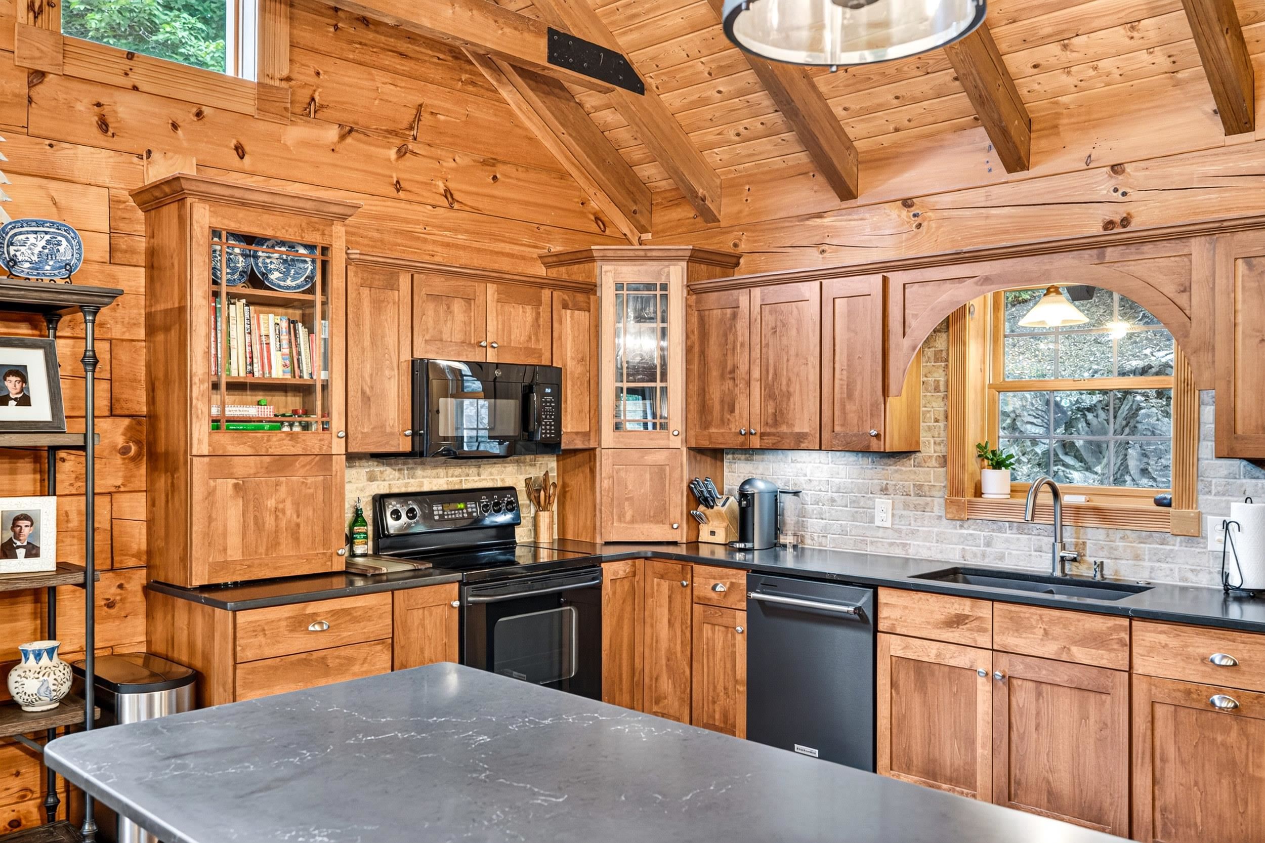 3940 PALMER RD, MCGAHEYSVILLE, Virginia 22840, 4 Bedrooms Bedrooms, ,3 BathroomsBathrooms,Residential,3940 PALMER RD,679915 MLS # 679915 3940 PALMER RD, MCGAHEYSVILLE, Virginia 22840, 4 Bedrooms Bedrooms, ,3 BathroomsBathrooms,Residential,3940 PALMER RD,679915 MLS # 679915