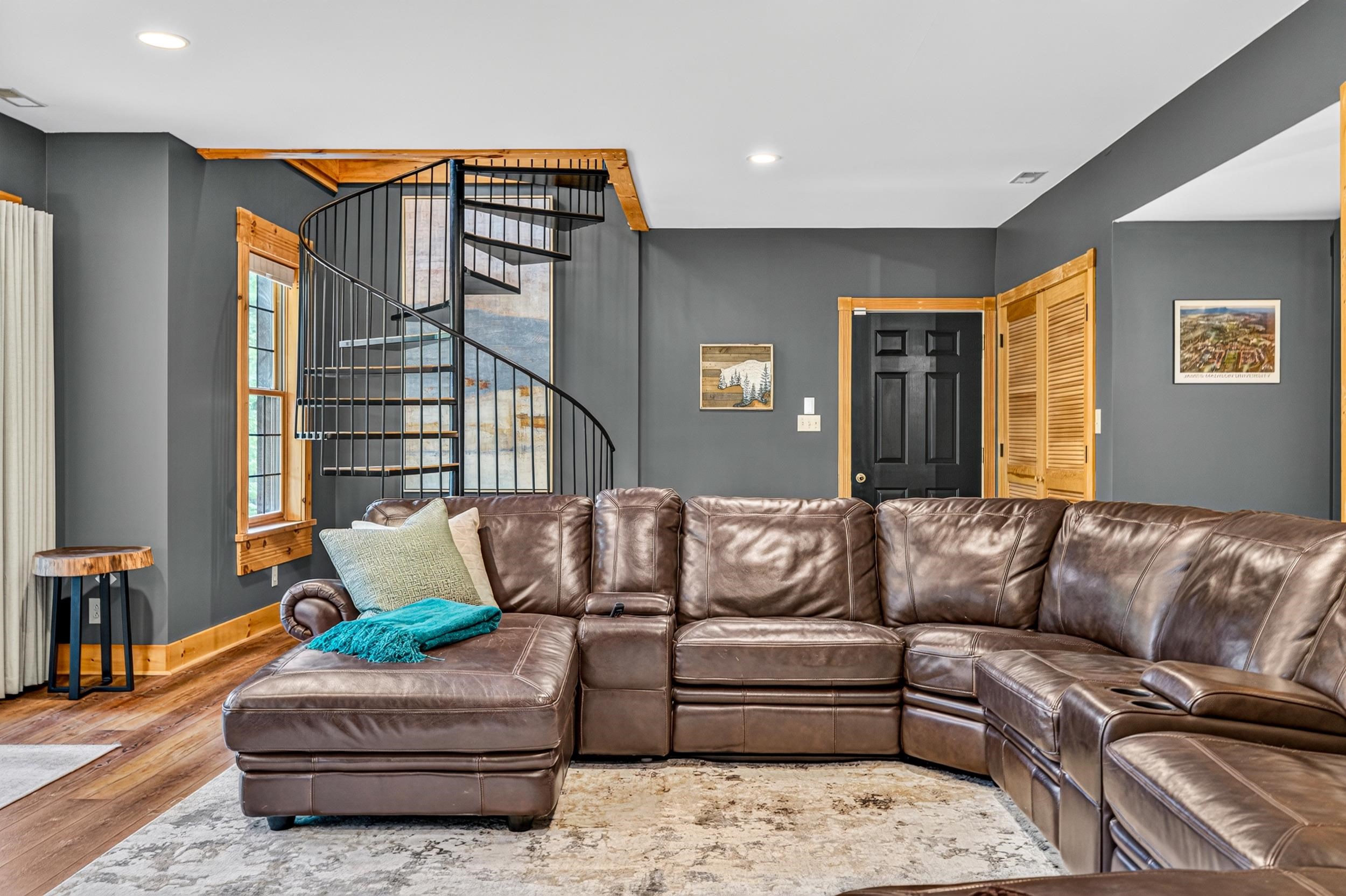 3940 PALMER RD, MCGAHEYSVILLE, Virginia 22840, 4 Bedrooms Bedrooms, ,3 BathroomsBathrooms,Residential,3940 PALMER RD,679915 MLS # 679915 3940 PALMER RD, MCGAHEYSVILLE, Virginia 22840, 4 Bedrooms Bedrooms, ,3 BathroomsBathrooms,Residential,3940 PALMER RD,679915 MLS # 679915