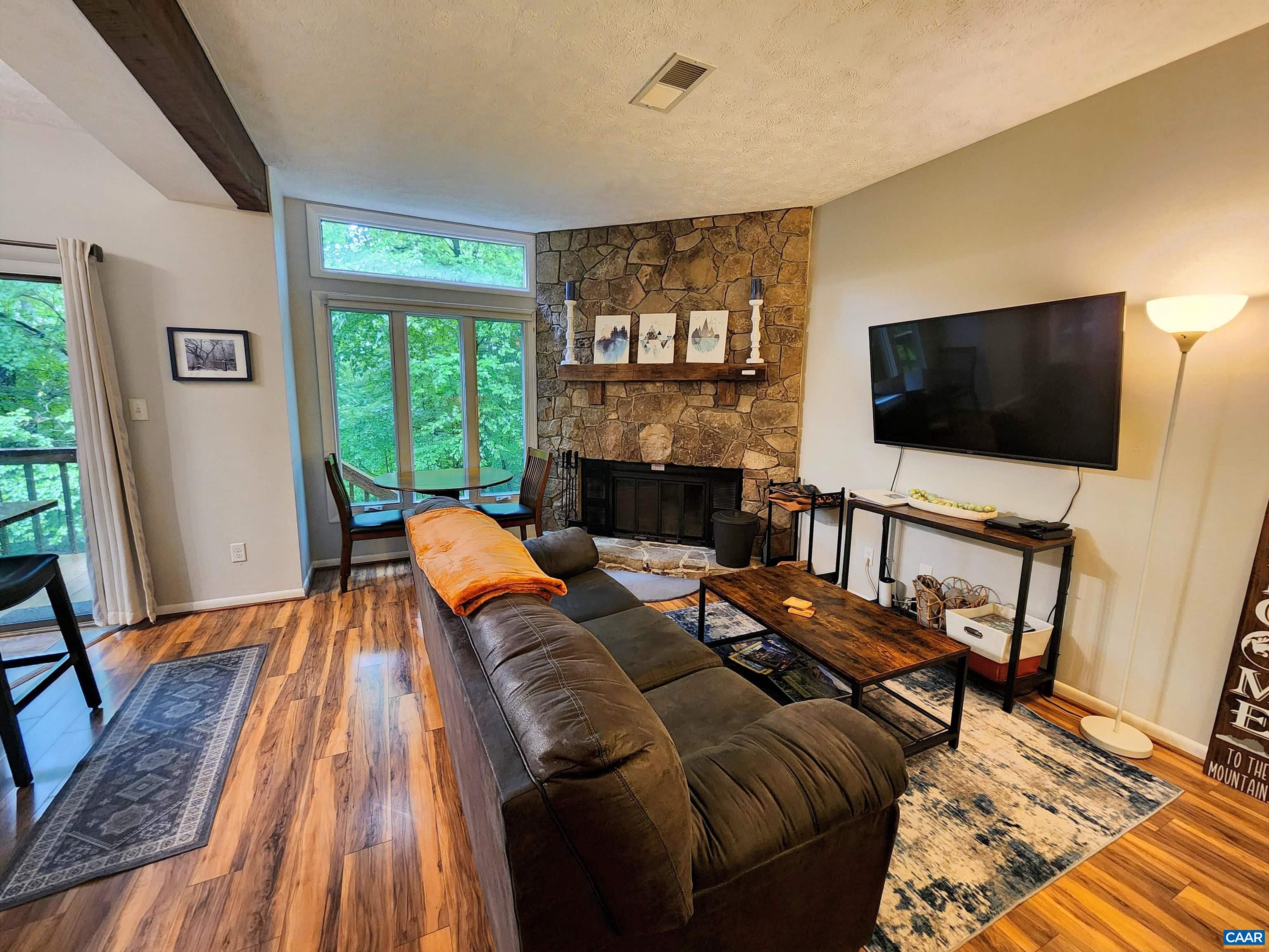 764 LAURELWOOD CONDOS, WINTERGREEN RESORT, Virginia 22967, 2 Bedrooms Bedrooms, ,2 BathroomsBathrooms,Residential,764 LAURELWOOD CONDOS,679917 MLS # 679917