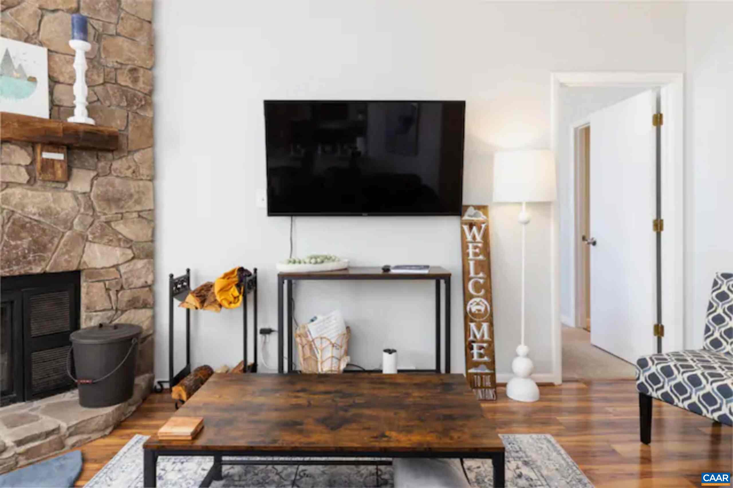 764 LAURELWOOD CONDOS, WINTERGREEN RESORT, Virginia 22967, 2 Bedrooms Bedrooms, ,2 BathroomsBathrooms,Residential,764 LAURELWOOD CONDOS,679917 MLS # 679917