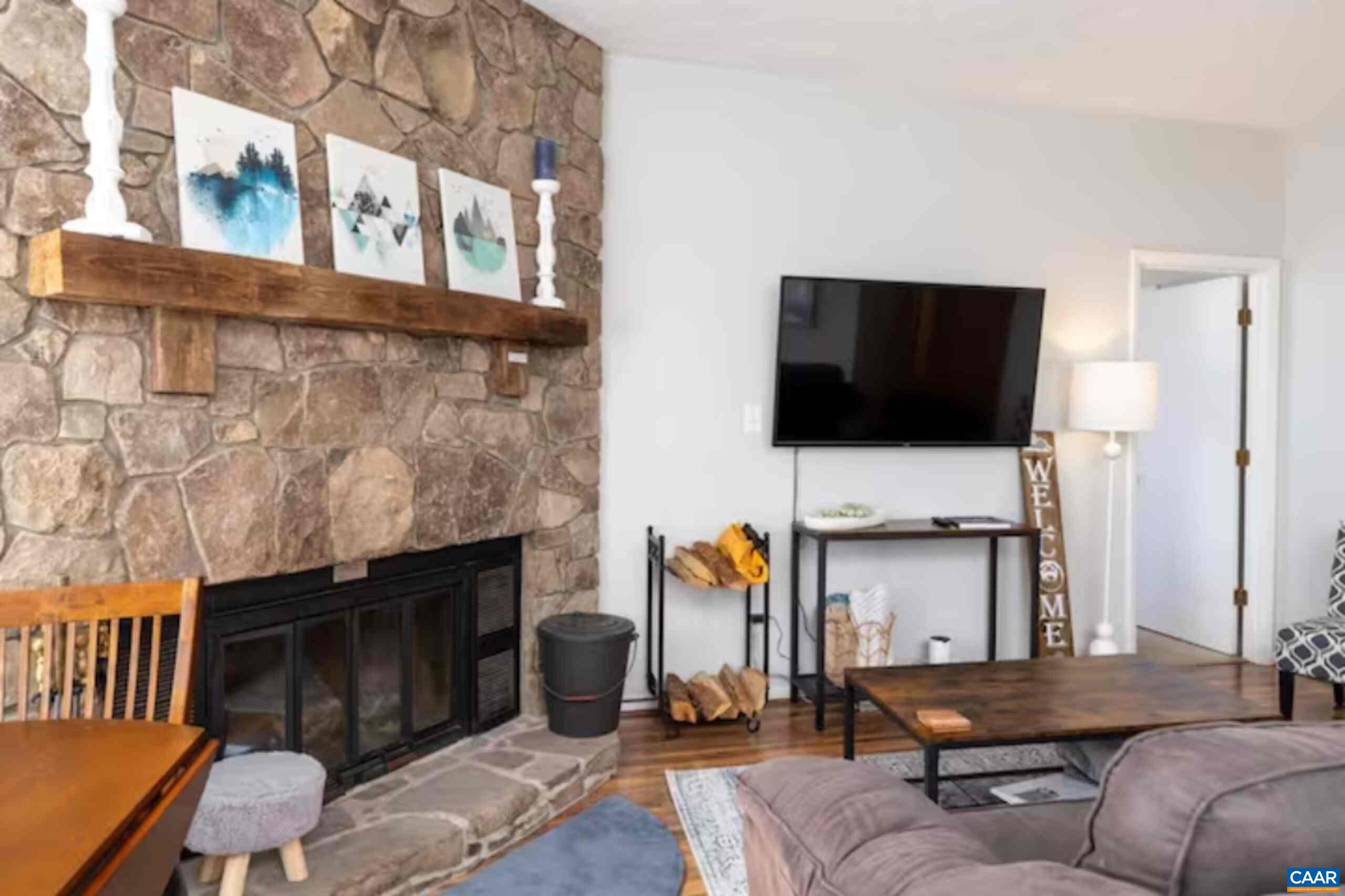 764 LAURELWOOD CONDOS, WINTERGREEN RESORT, Virginia 22967, 2 Bedrooms Bedrooms, ,2 BathroomsBathrooms,Residential,764 LAURELWOOD CONDOS,679917 MLS # 679917