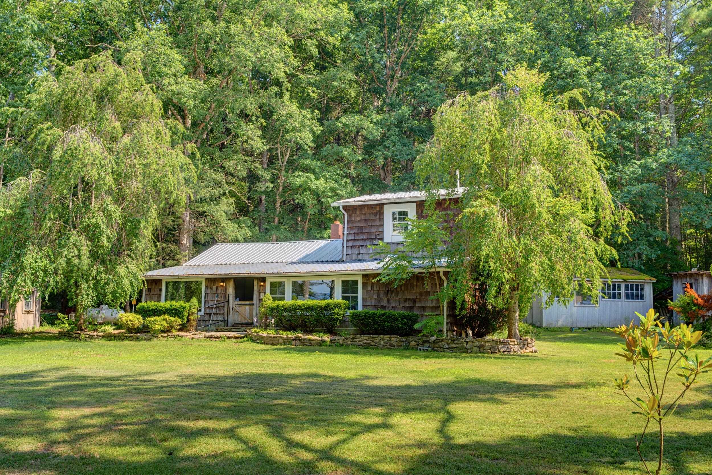 58 BEAR WALLOW FLAT LN, WEST AUGUSTA, Virginia 24485, 2 Bedrooms Bedrooms, ,2 BathroomsBathrooms,Residential,58 BEAR WALLOW FLAT LN,679918 MLS # 679918 58 BEAR WALLOW FLAT LN, WEST AUGUSTA, Virginia 24485, 2 Bedrooms Bedrooms, ,2 BathroomsBathrooms,Residential,58 BEAR WALLOW FLAT LN,679918 MLS # 679918