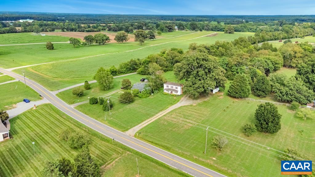 12180 PINHOOK RD, ROCKVILLE, Virginia 23146, 3 Bedrooms Bedrooms, ,1 BathroomBathrooms,Residential,12180 PINHOOK RD,679921 MLS # 679921