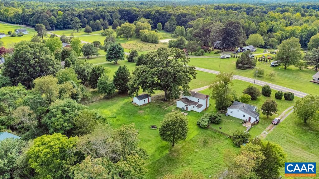 12180 PINHOOK RD, ROCKVILLE, Virginia 23146, 3 Bedrooms Bedrooms, ,1 BathroomBathrooms,Residential,12180 PINHOOK RD,679921 MLS # 679921