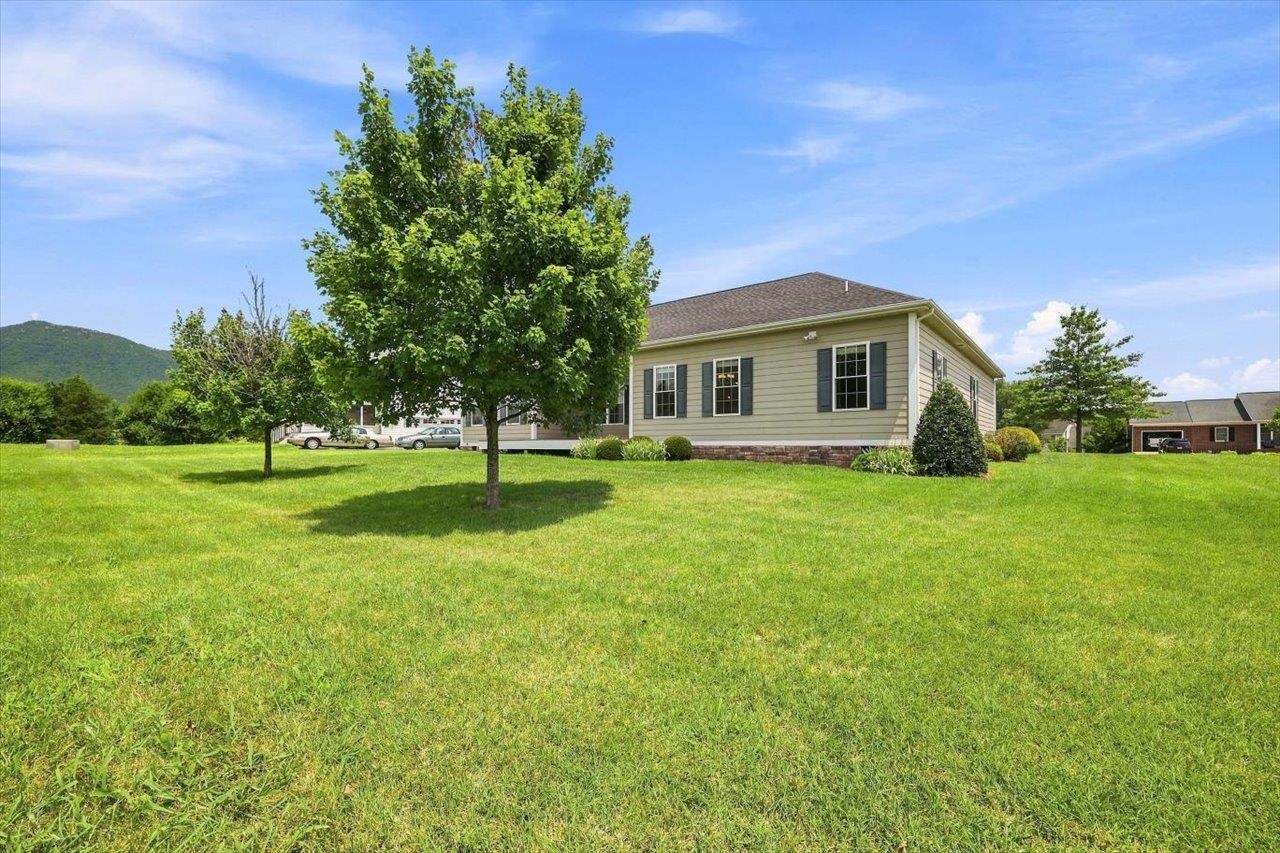 600 SKYROCK CT, MCGAHEYSVILLE, Virginia 22840, 4 Bedrooms Bedrooms, ,2 BathroomsBathrooms,Residential,600 SKYROCK CT,679923 MLS # 679923 600 SKYROCK CT, MCGAHEYSVILLE, Virginia 22840, 4 Bedrooms Bedrooms, ,2 BathroomsBathrooms,Residential,600 SKYROCK CT,679923 MLS # 679923