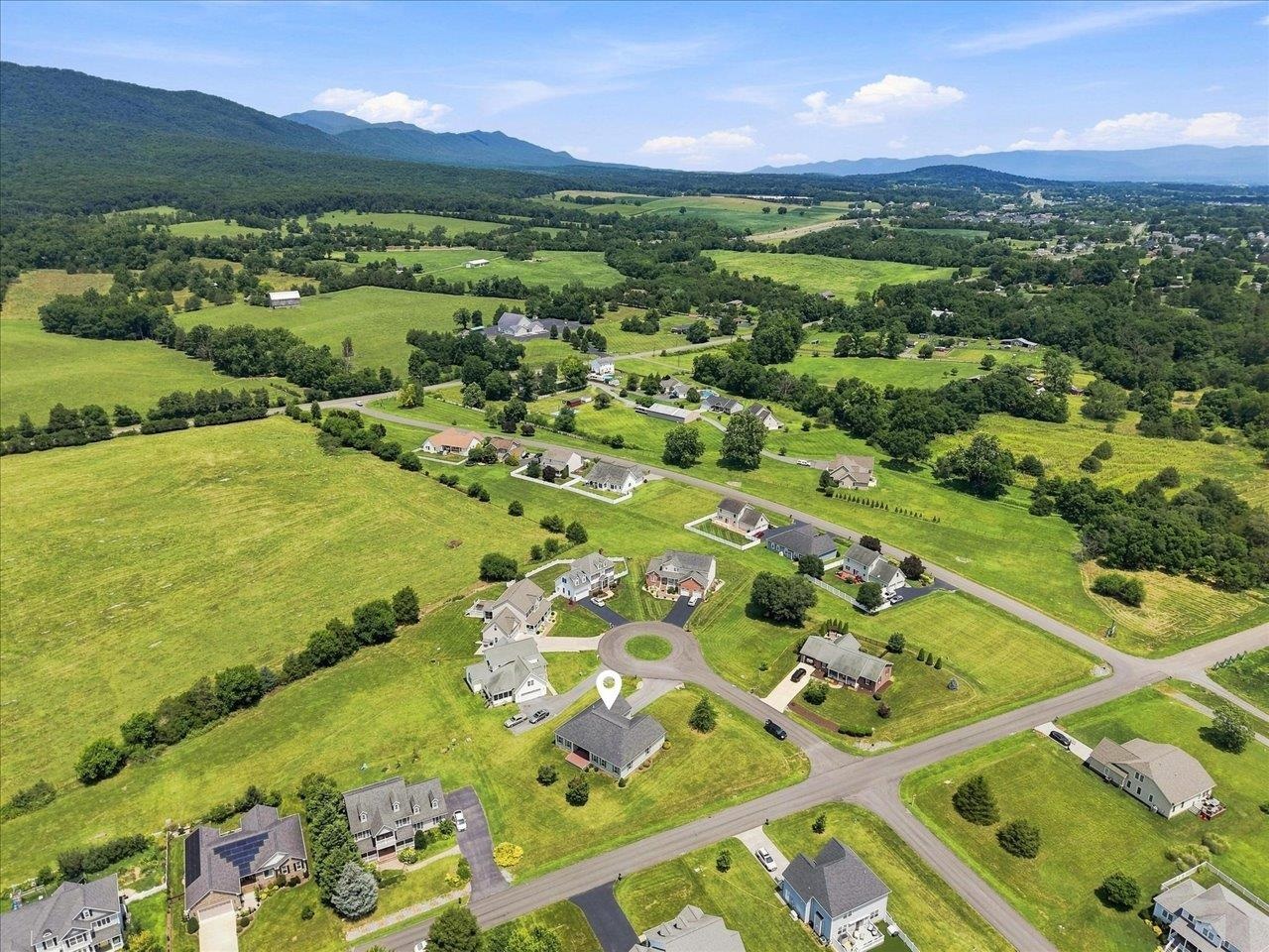 600 SKYROCK CT, MCGAHEYSVILLE, Virginia 22840, 4 Bedrooms Bedrooms, ,2 BathroomsBathrooms,Residential,600 SKYROCK CT,679923 MLS # 679923 600 SKYROCK CT, MCGAHEYSVILLE, Virginia 22840, 4 Bedrooms Bedrooms, ,2 BathroomsBathrooms,Residential,600 SKYROCK CT,679923 MLS # 679923