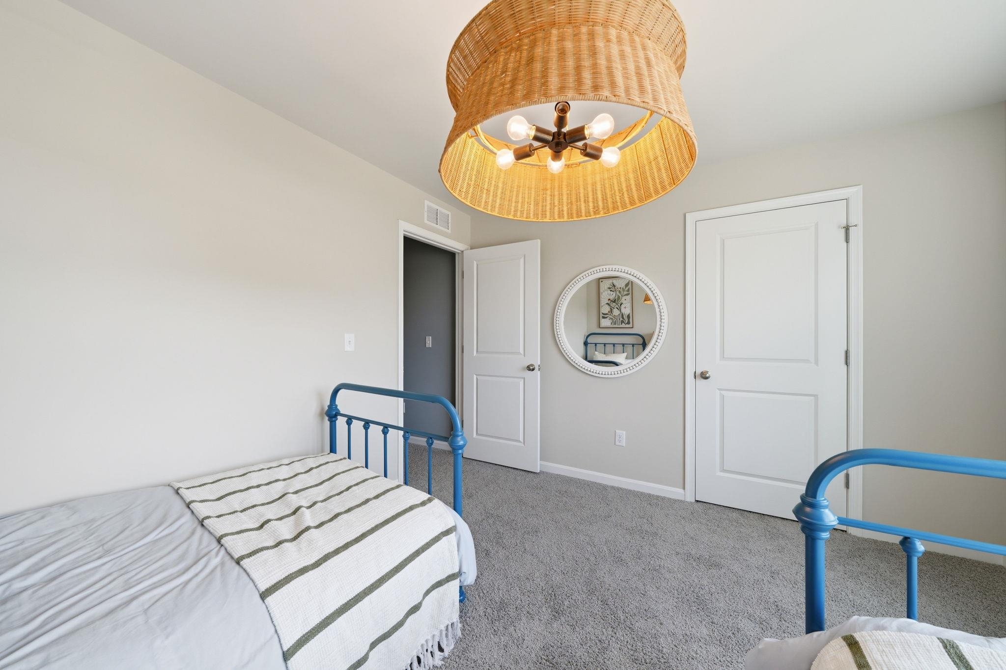 208 CHAMBERLAIN DR, STAUNTON, Virginia 24401, 5 Bedrooms Bedrooms, ,3 BathroomsBathrooms,Residential,208 CHAMBERLAIN DR,679929 MLS # 679929 208 CHAMBERLAIN DR, STAUNTON, Virginia 24401, 5 Bedrooms Bedrooms, ,3 BathroomsBathrooms,Residential,208 CHAMBERLAIN DR,679929 MLS # 679929