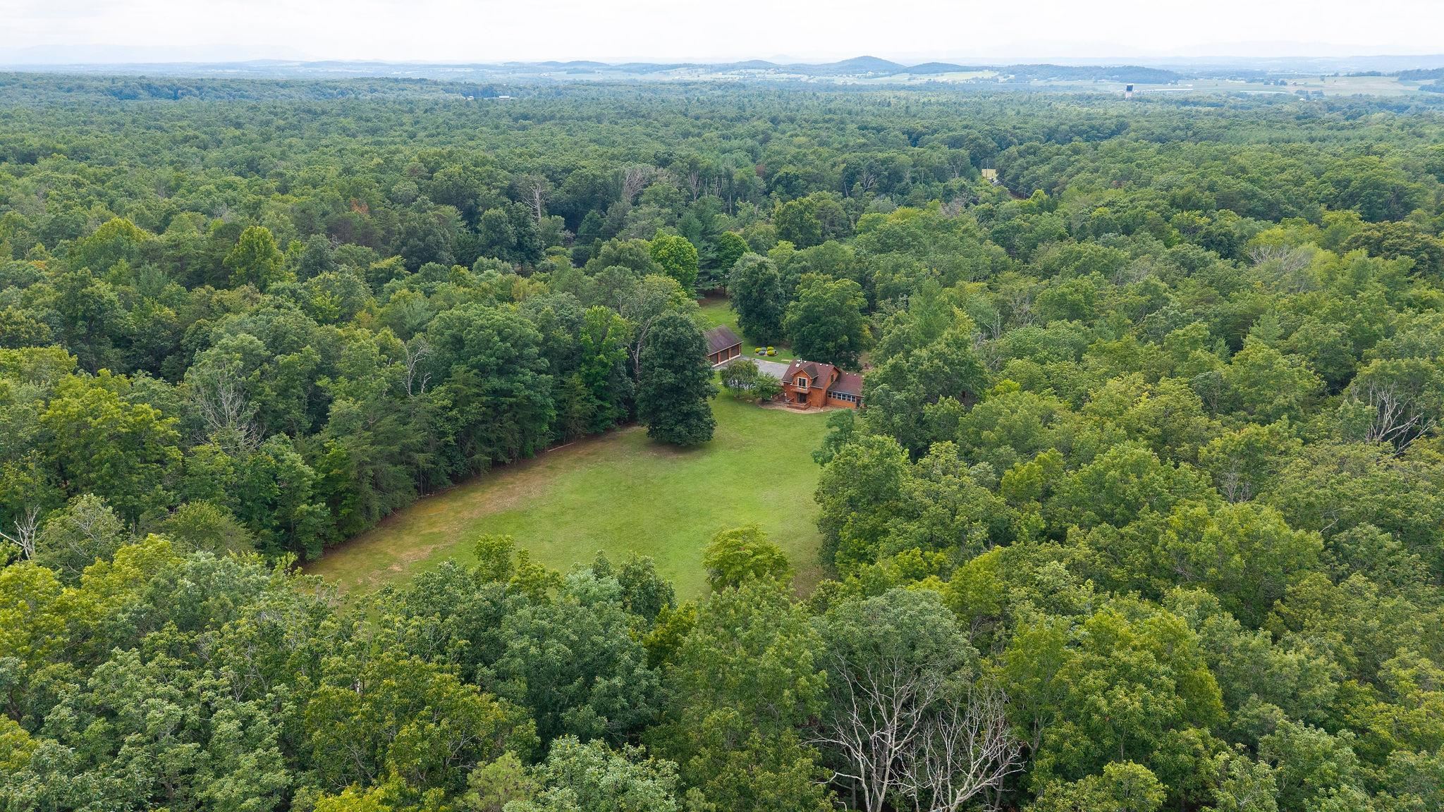 337 HORSEHEAD RD, GROTTOES, Virginia 24441, 2 Bedrooms Bedrooms, ,2 BathroomsBathrooms,Residential,Acorn Acres,337 HORSEHEAD RD,679934 MLS # 679934 337 HORSEHEAD RD, GROTTOES, Virginia 24441, 2 Bedrooms Bedrooms, ,2 BathroomsBathrooms,Residential,Acorn Acres,337 HORSEHEAD RD,679934 MLS # 679934